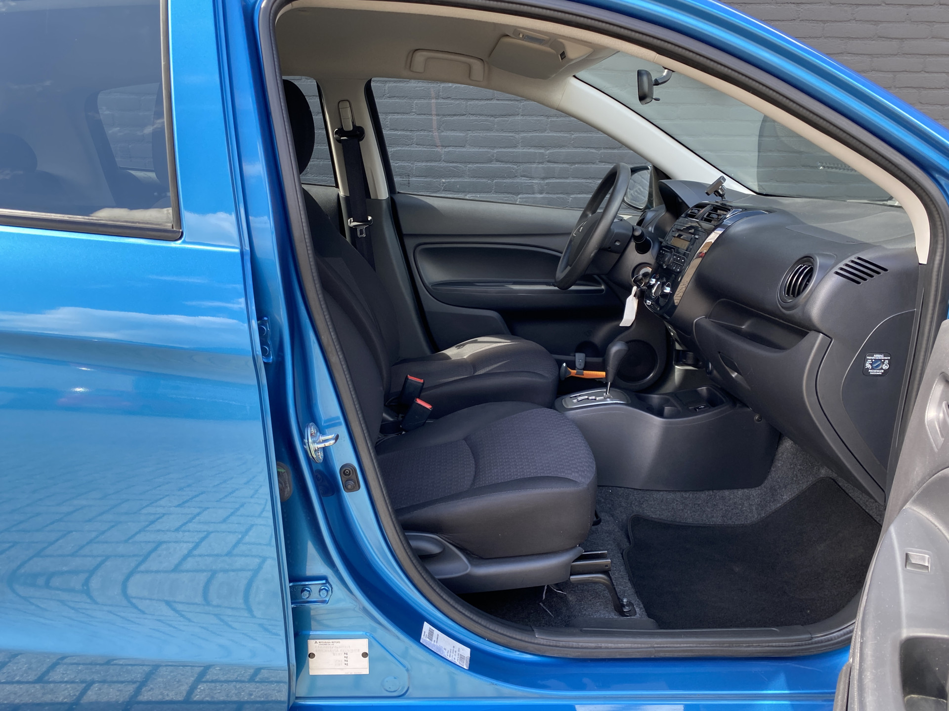 Foto van Mitsubishi Space Star