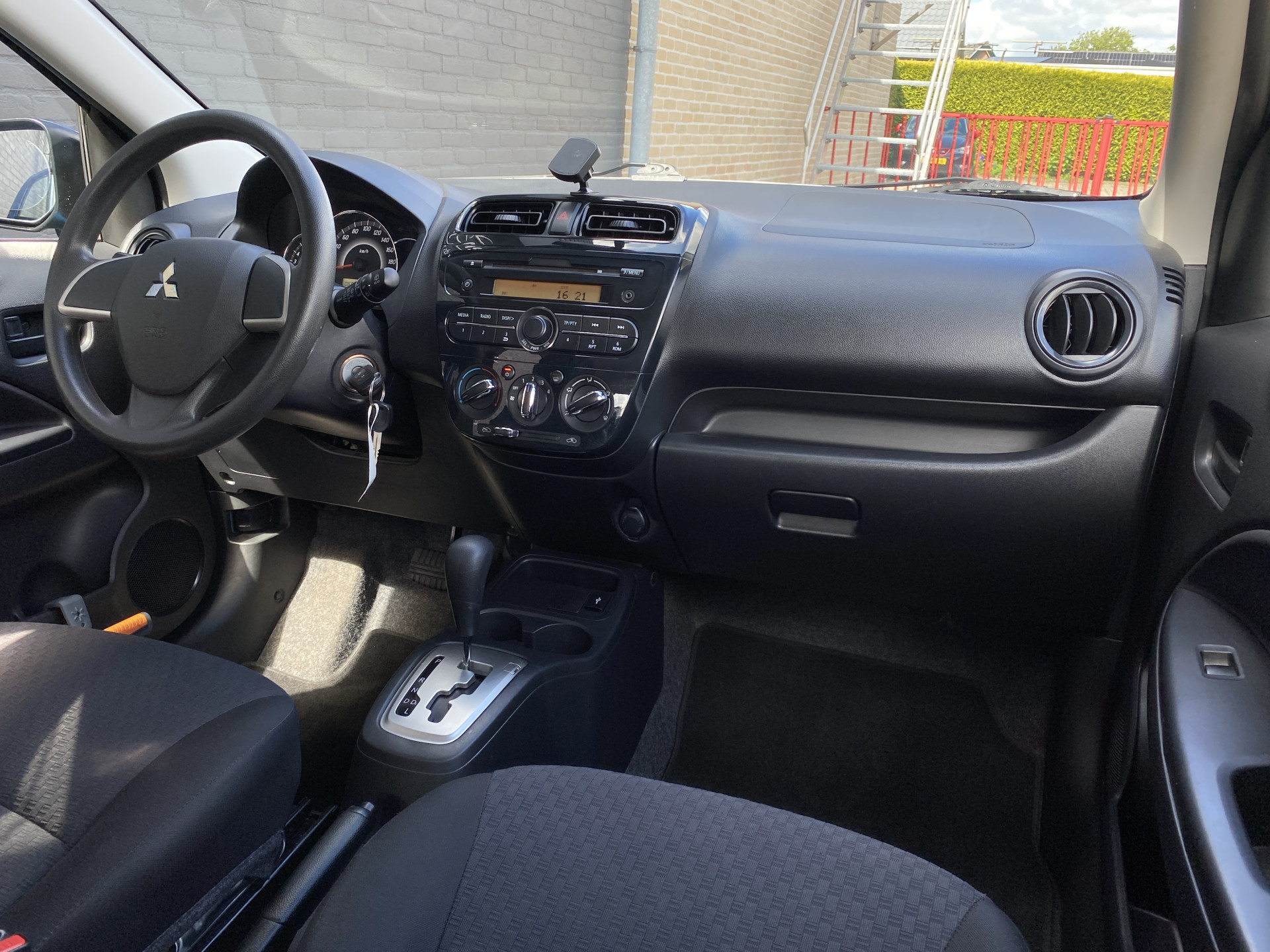 Foto van Mitsubishi Space Star