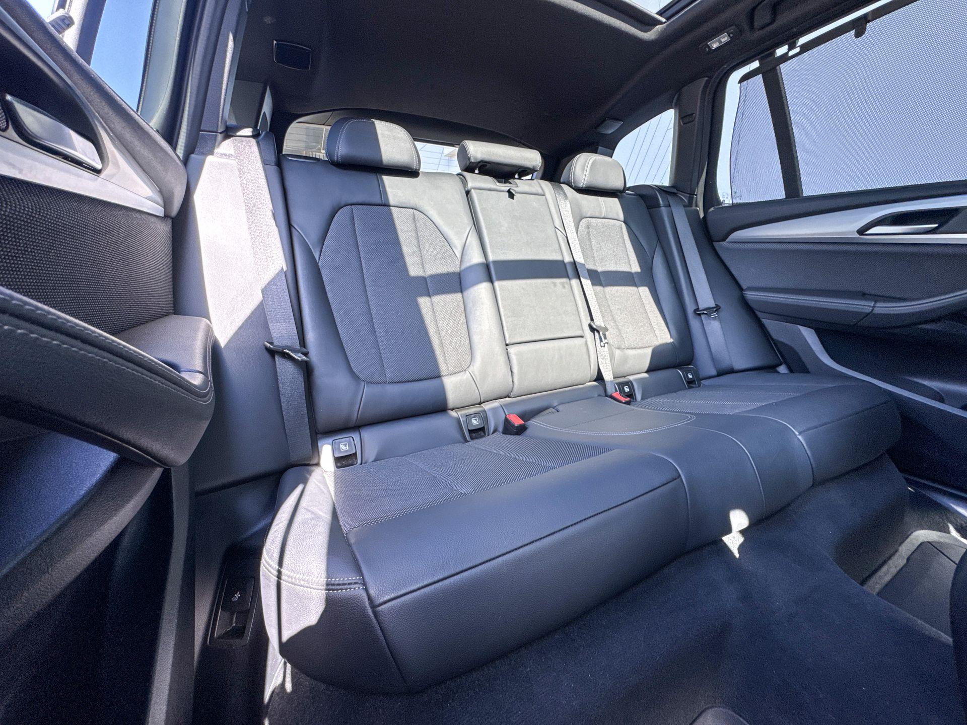 Foto van BMW X3 Xdrive30e