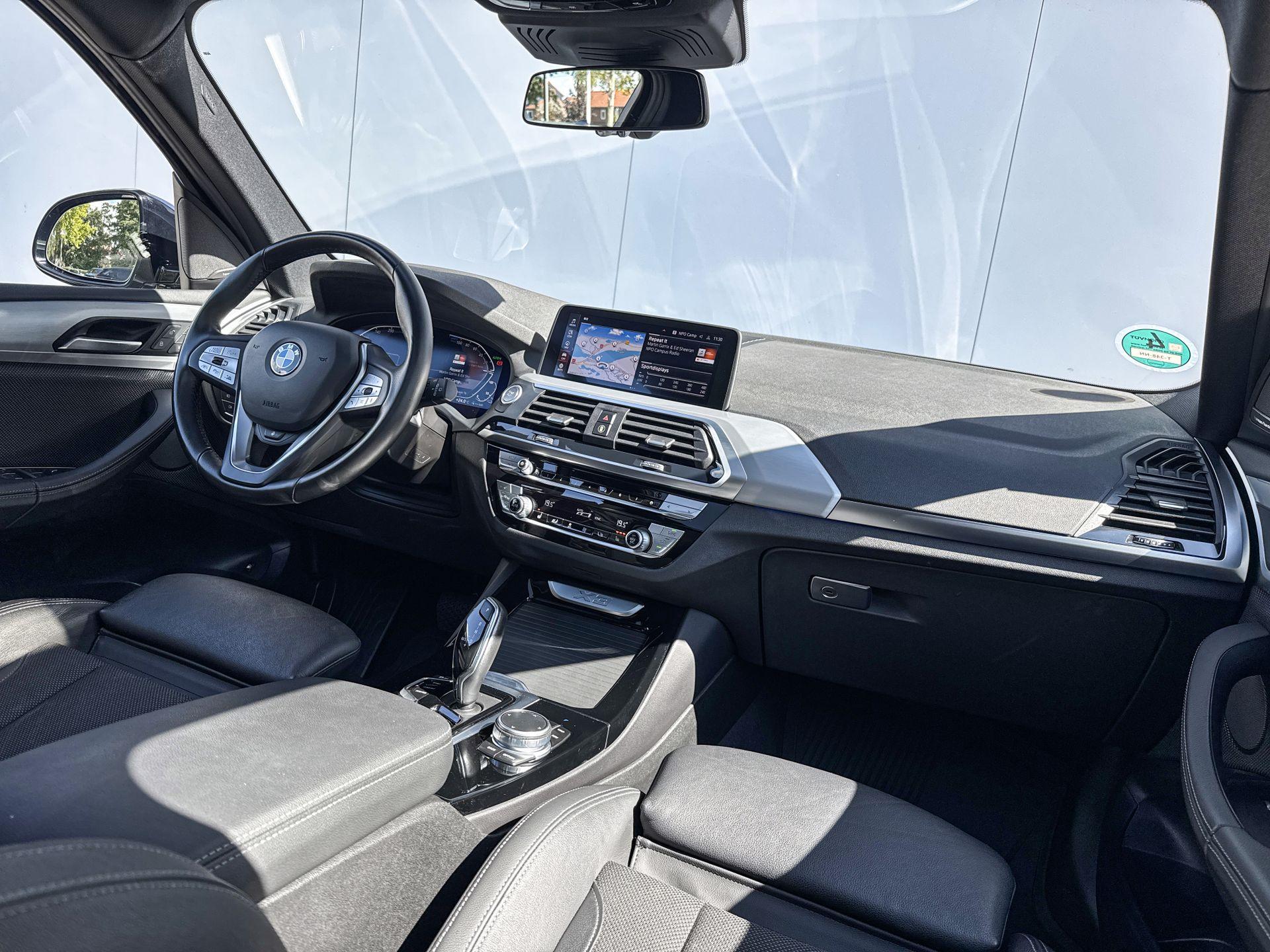Foto van BMW X3 Xdrive30e