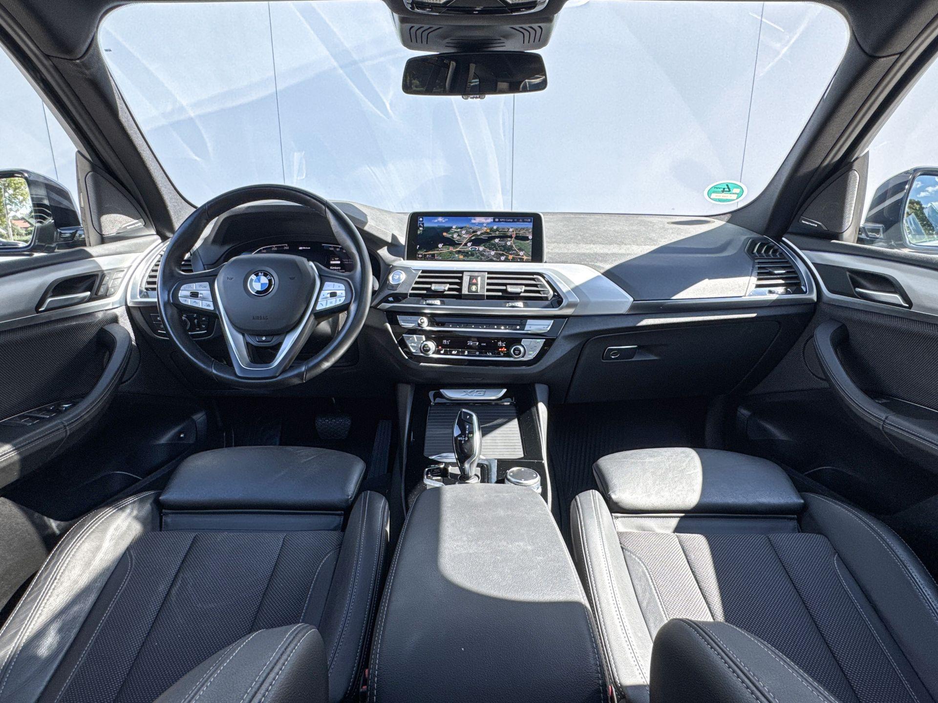 Foto van BMW X3 Xdrive30e