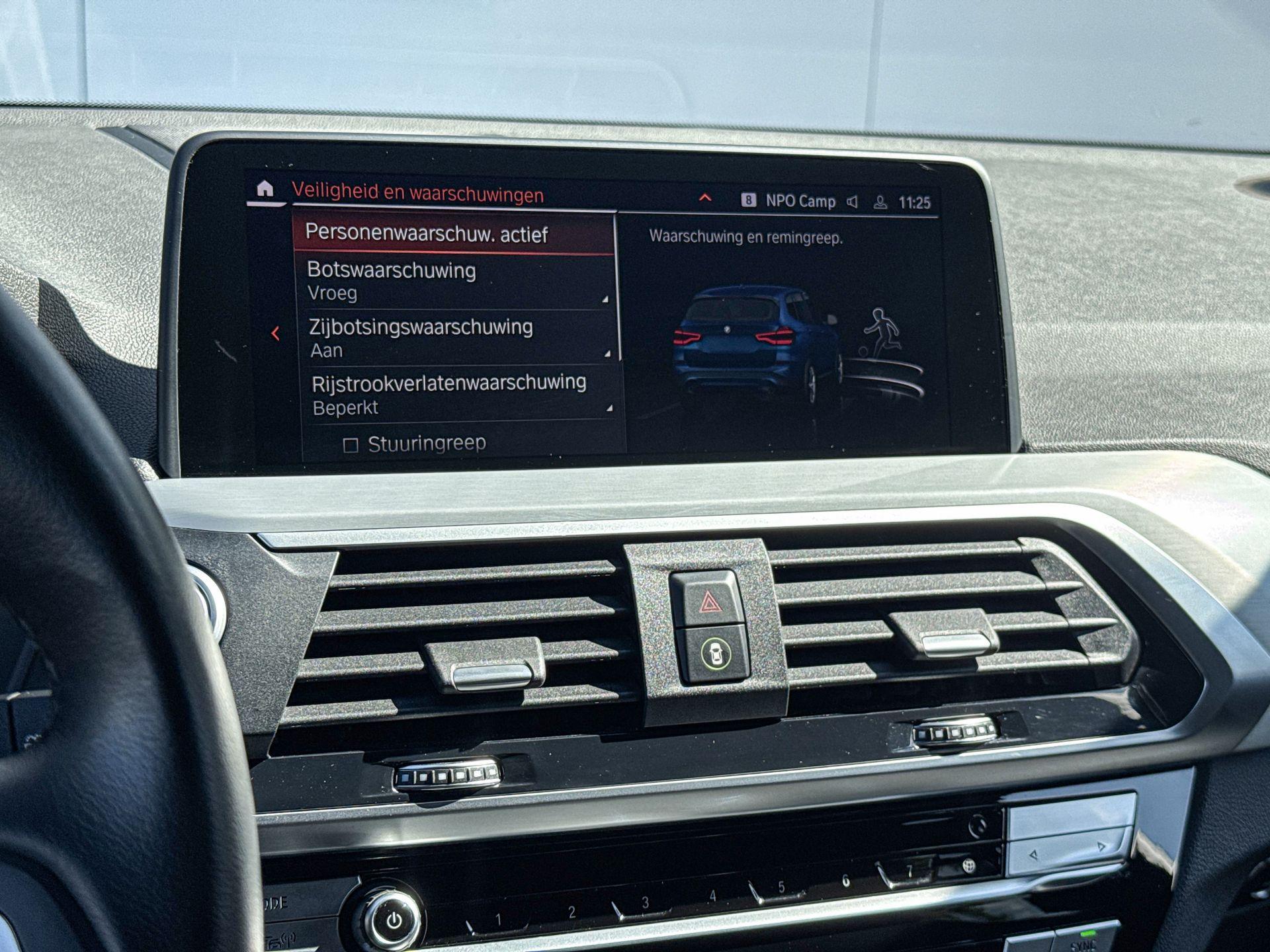 Foto van BMW X3 Xdrive30e