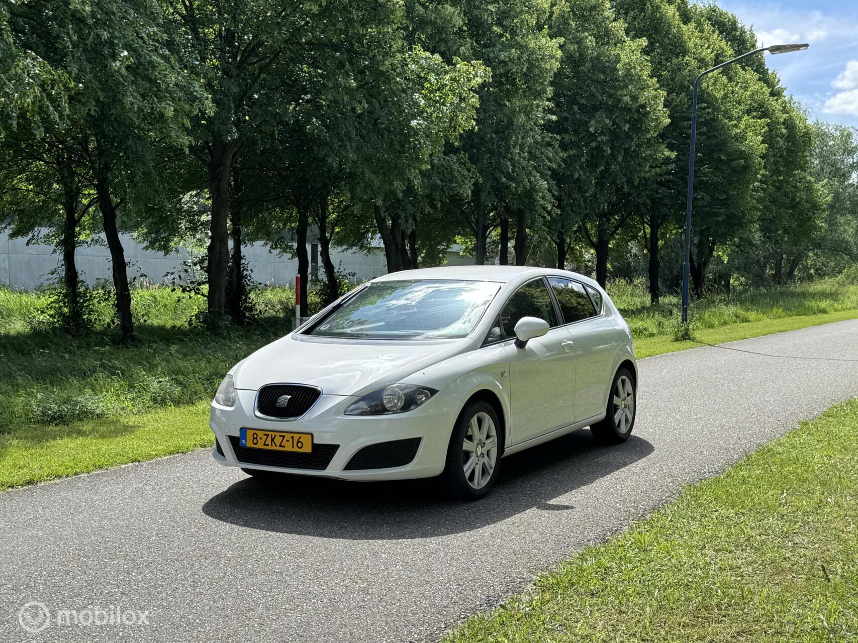Seat Leon 1.4*AIRCO*ELEK. RAMEN*TREKHAAK*5 DRS 2009 - voorkant