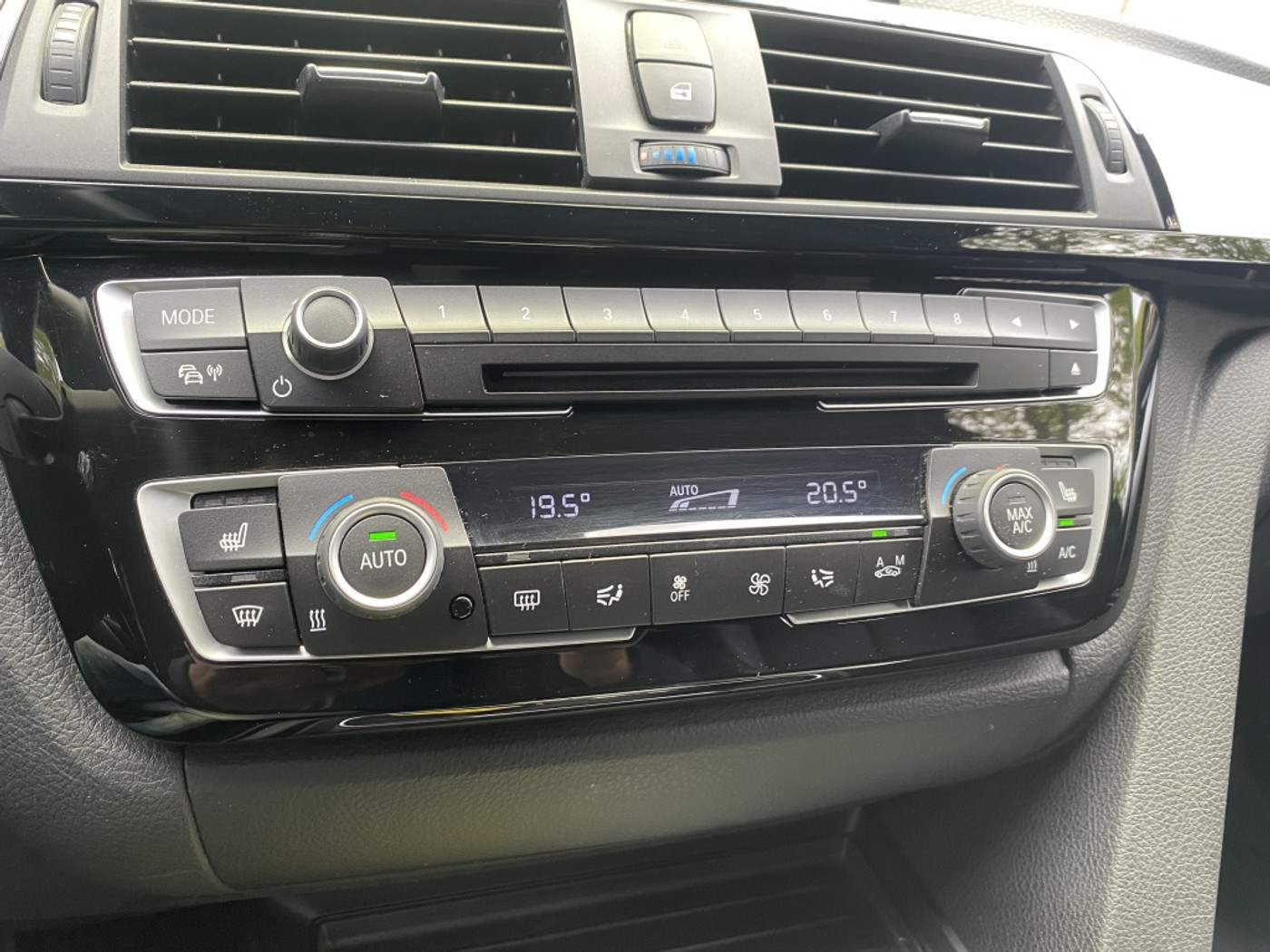 Foto van BMW 318i