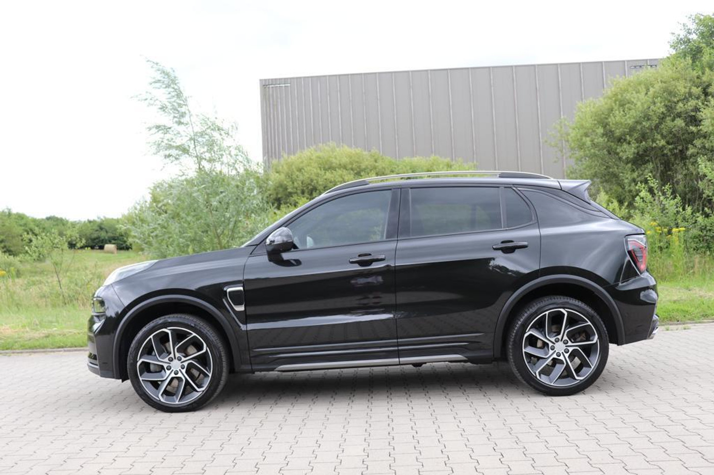 Foto van Lynk&co LYNK & Co 01