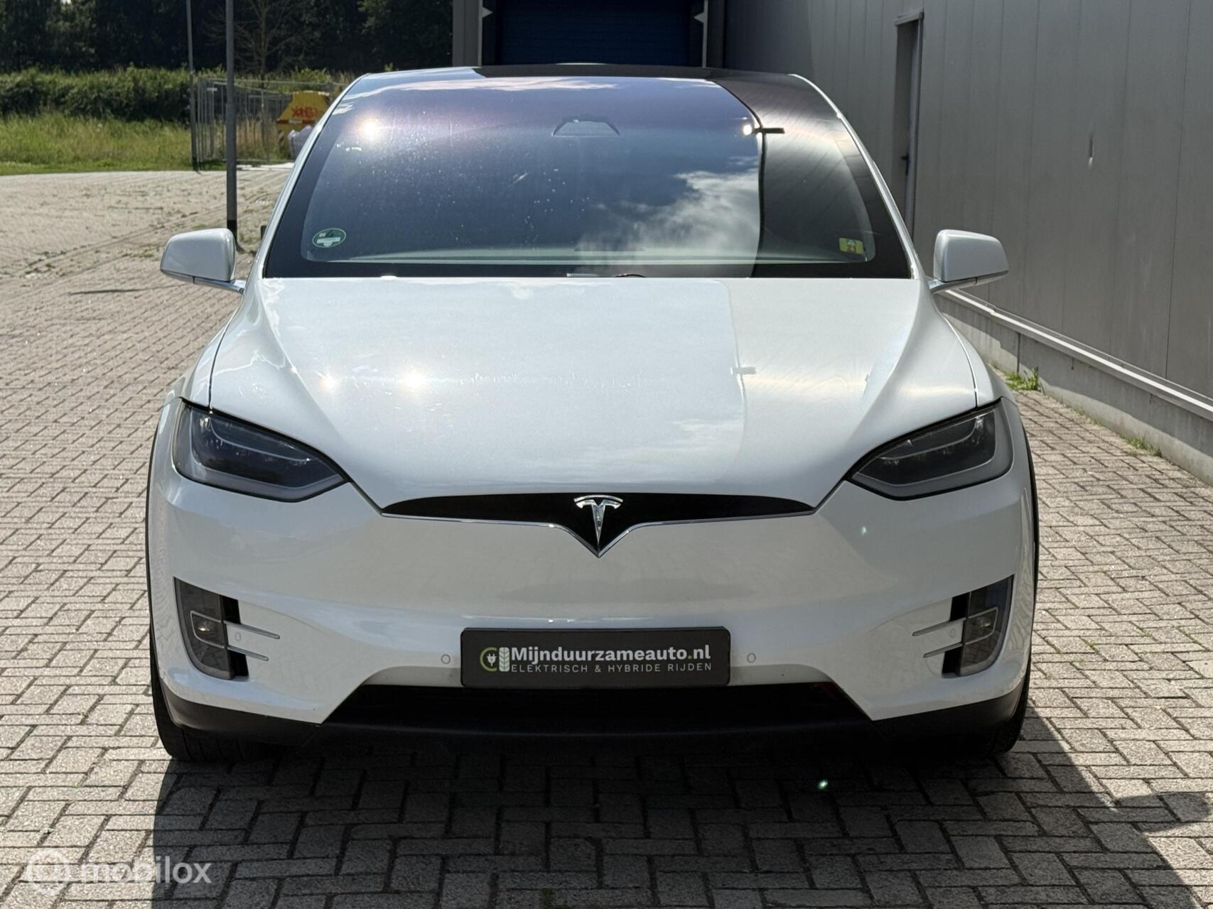 Foto van Tesla Model X