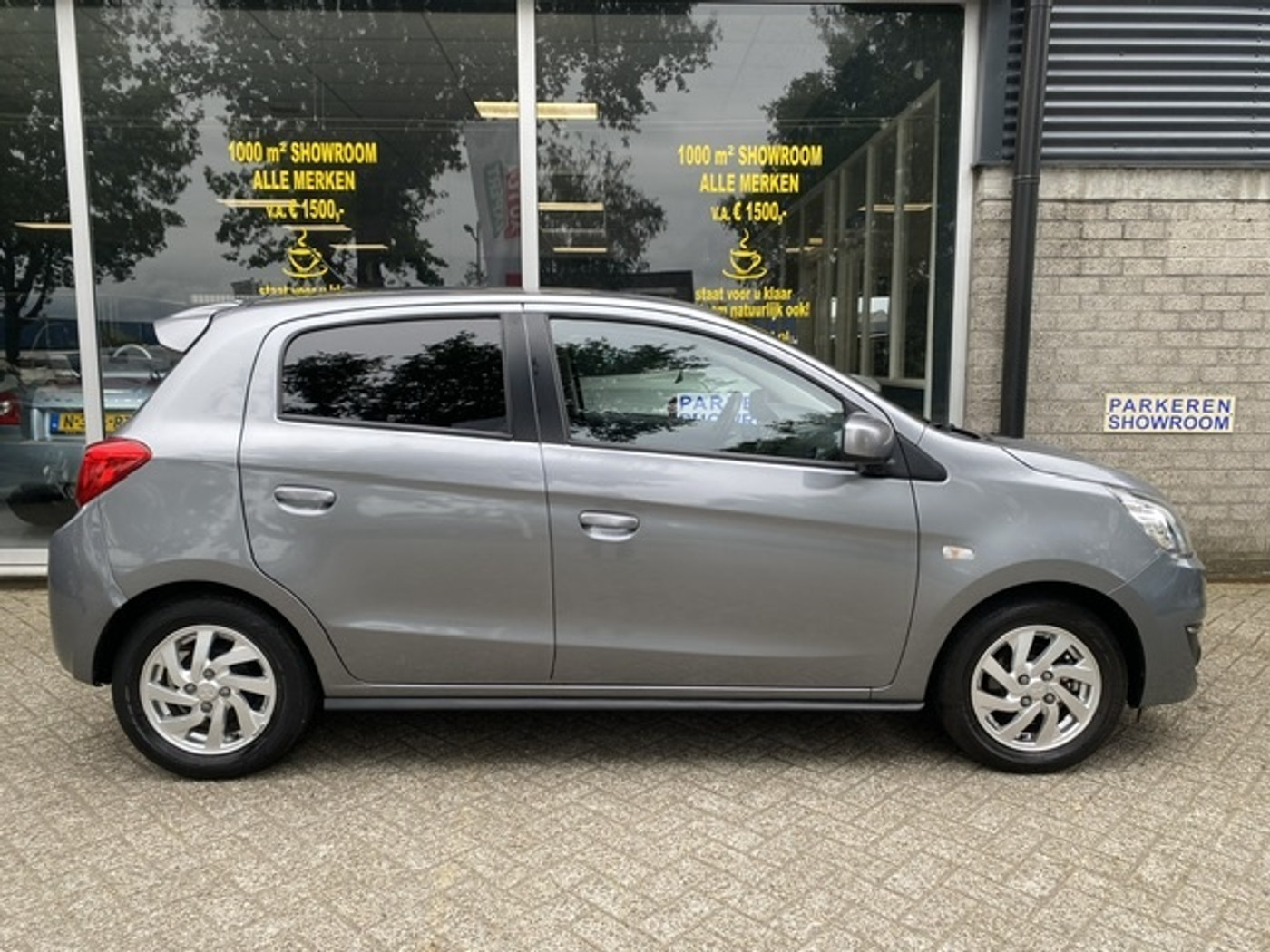 Foto van Mitsubishi Space Star