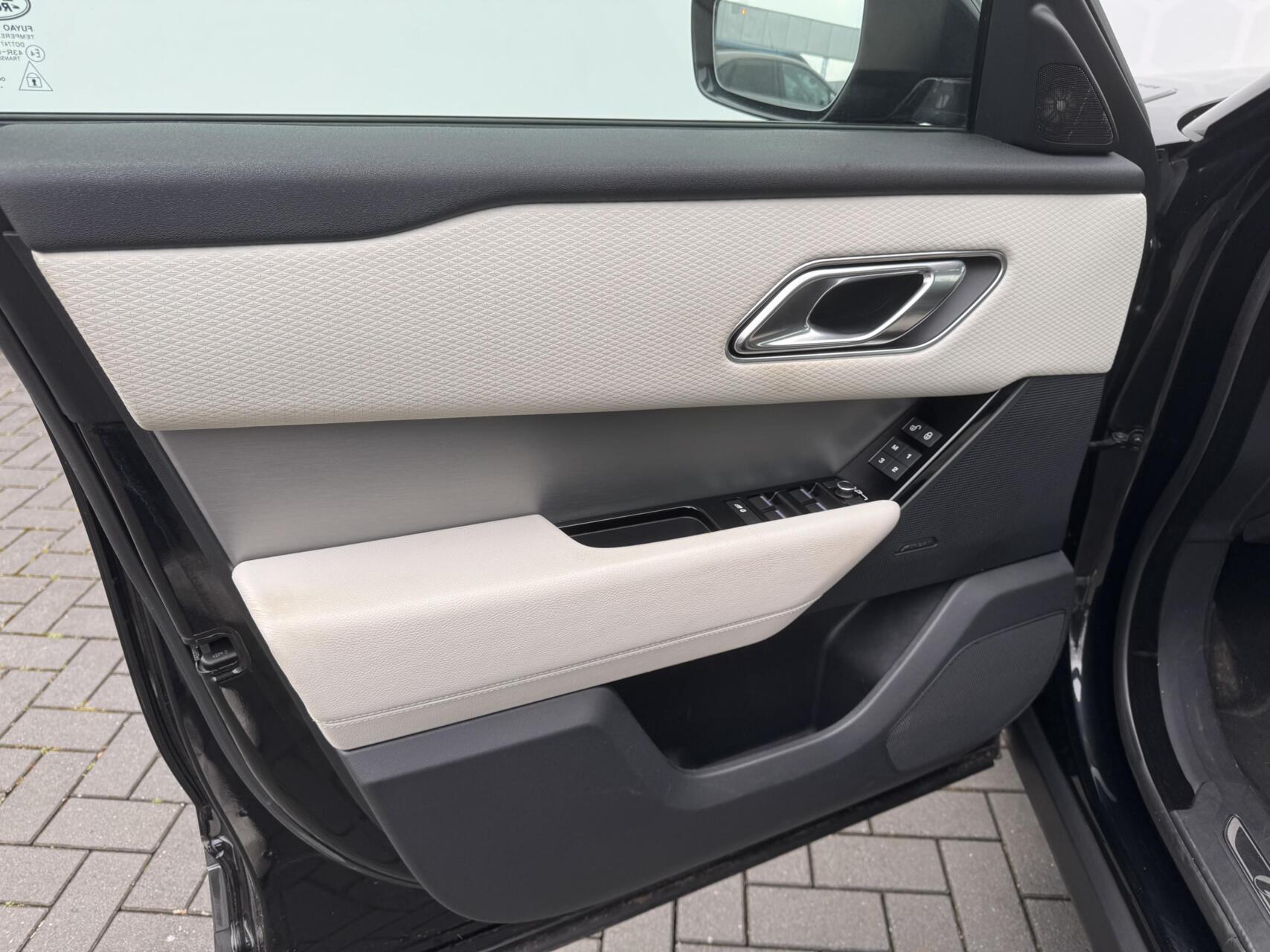 Foto van Land Rover Range Rover Velar