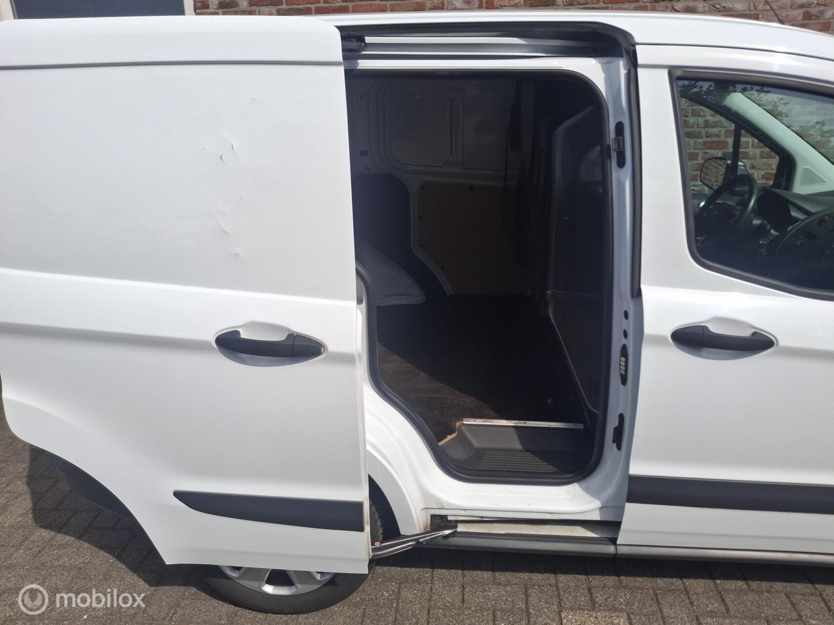 Foto van Ford Transit Courier