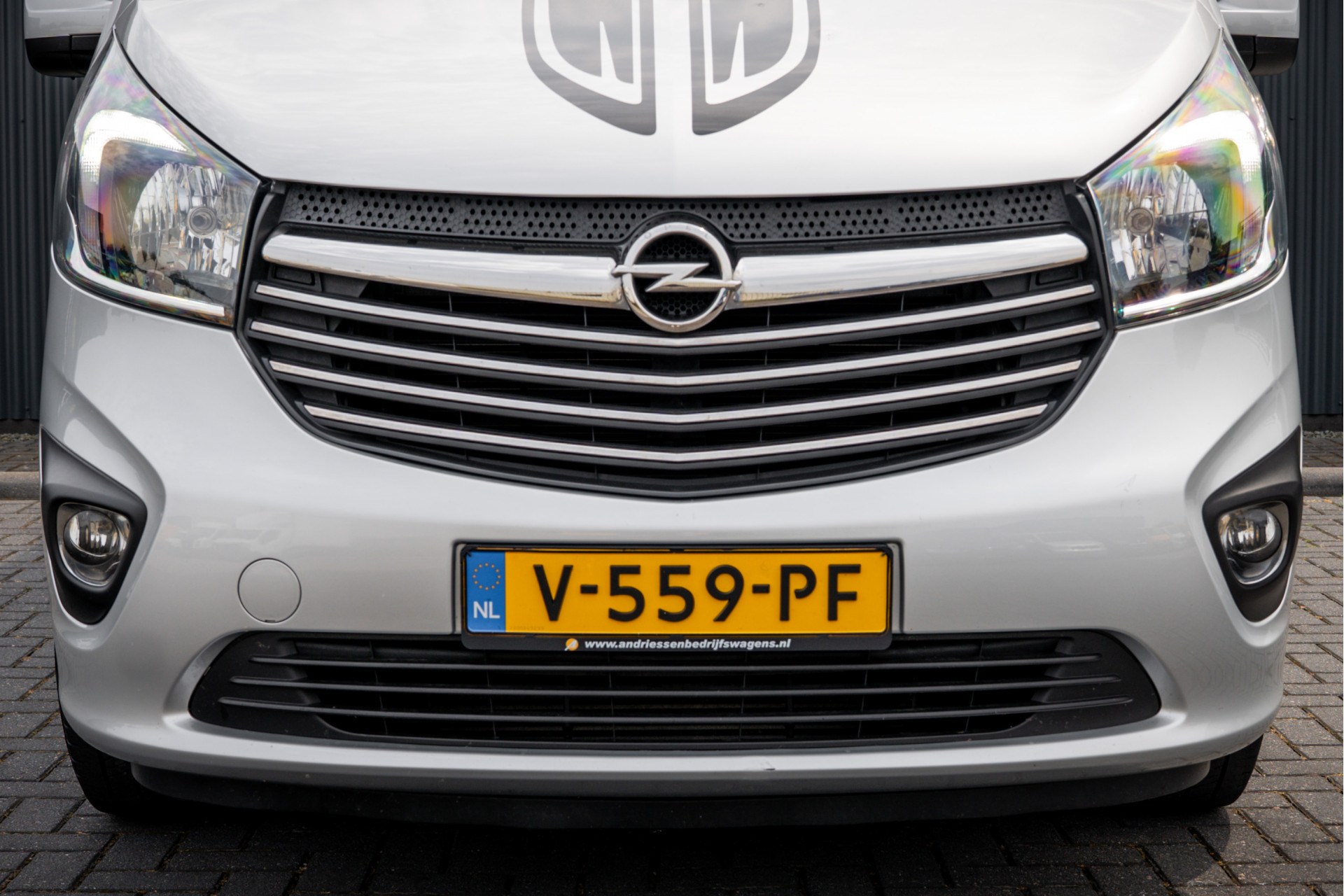 Foto van Opel Vivaro-b