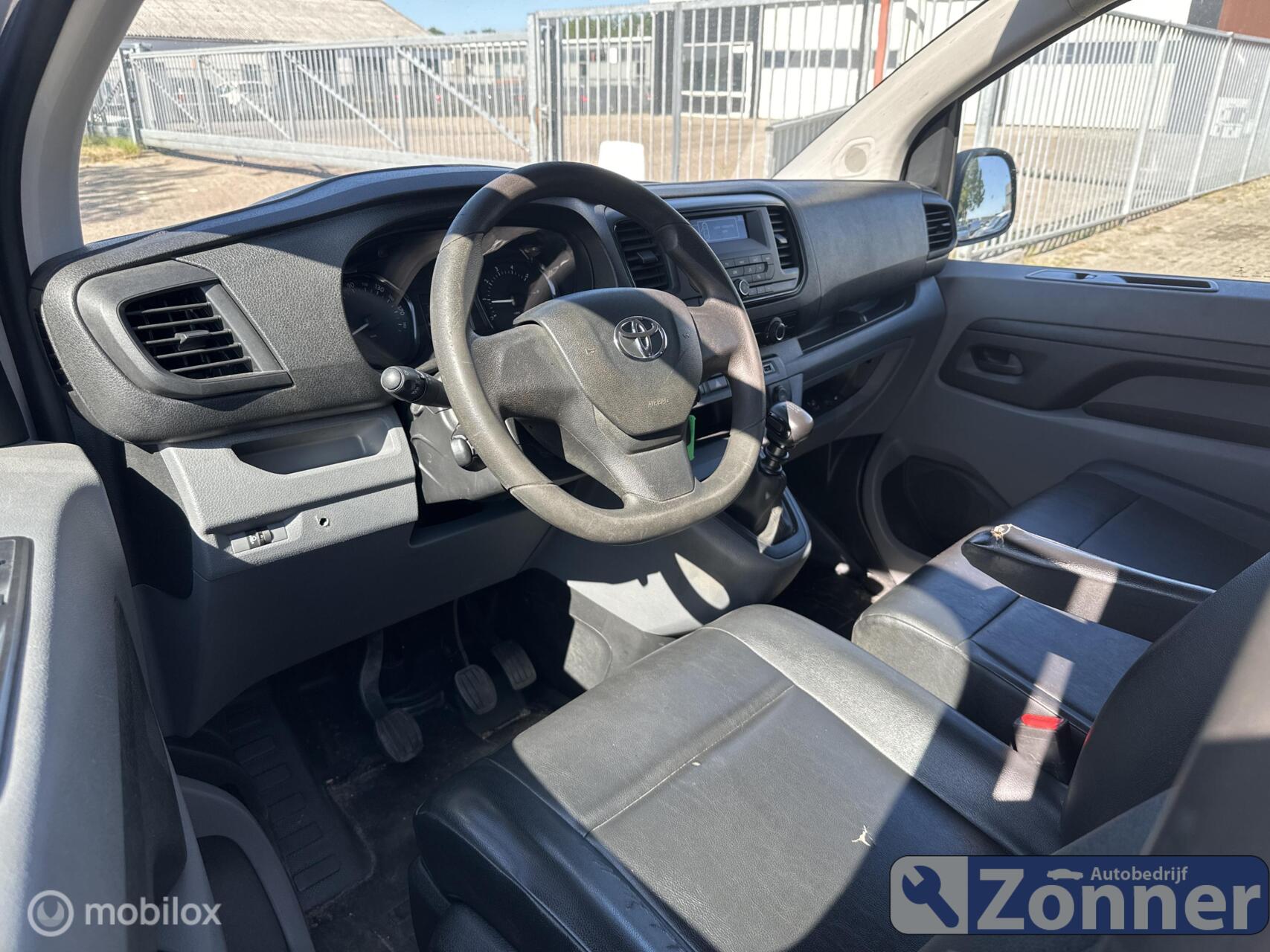 Foto van Toyota Proace