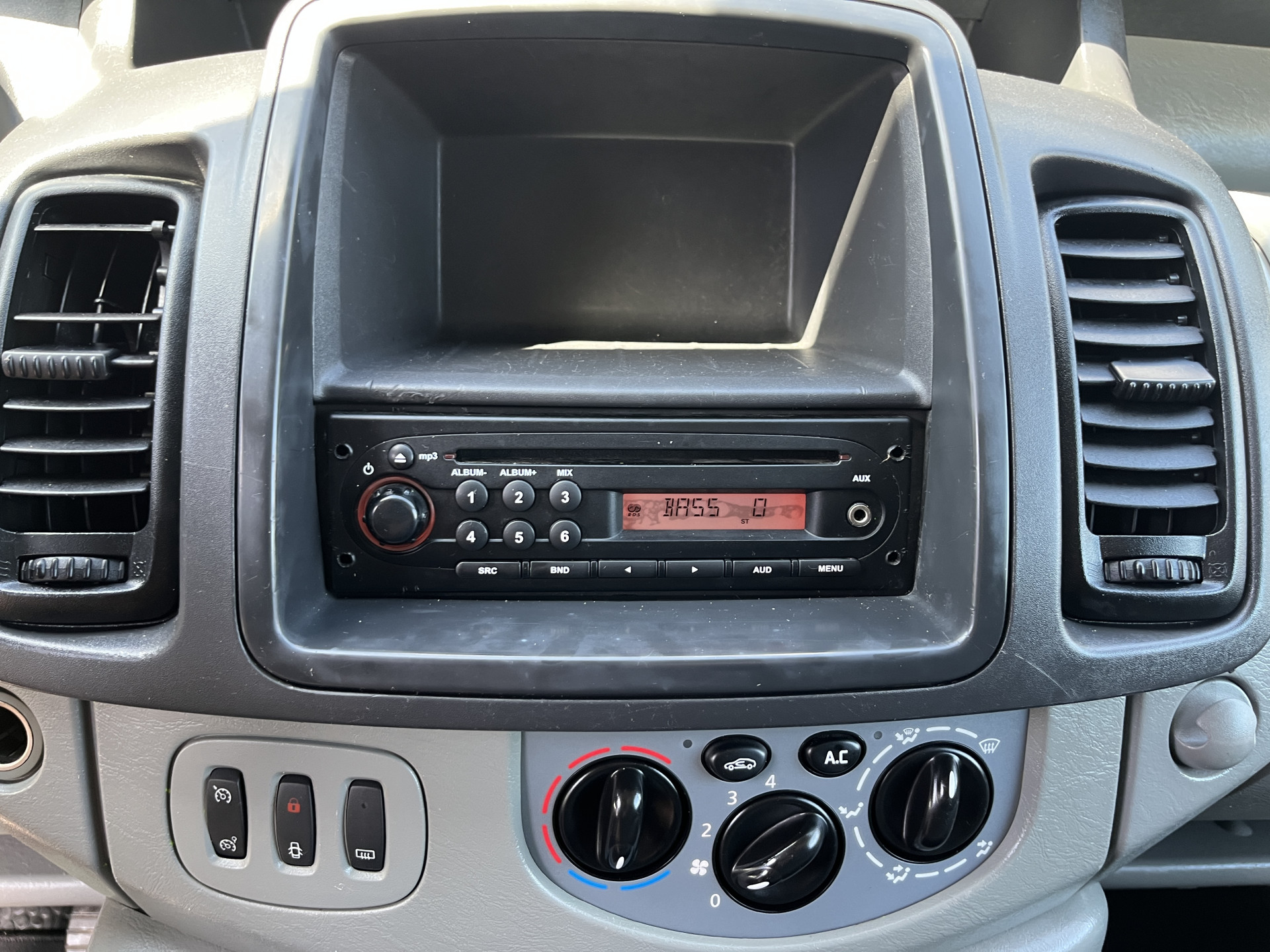 Foto van Opel Vivaro