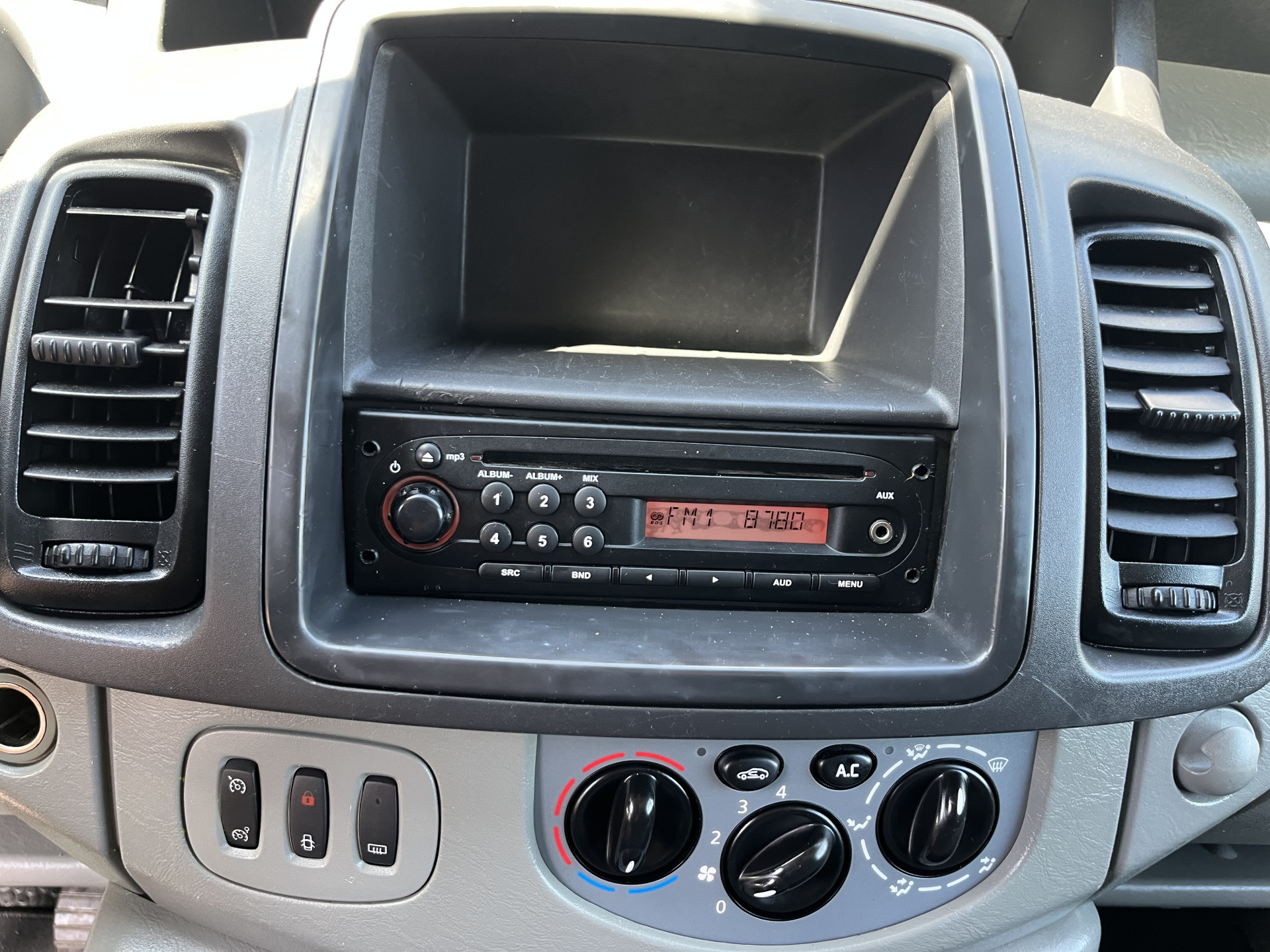 Foto van Opel Vivaro