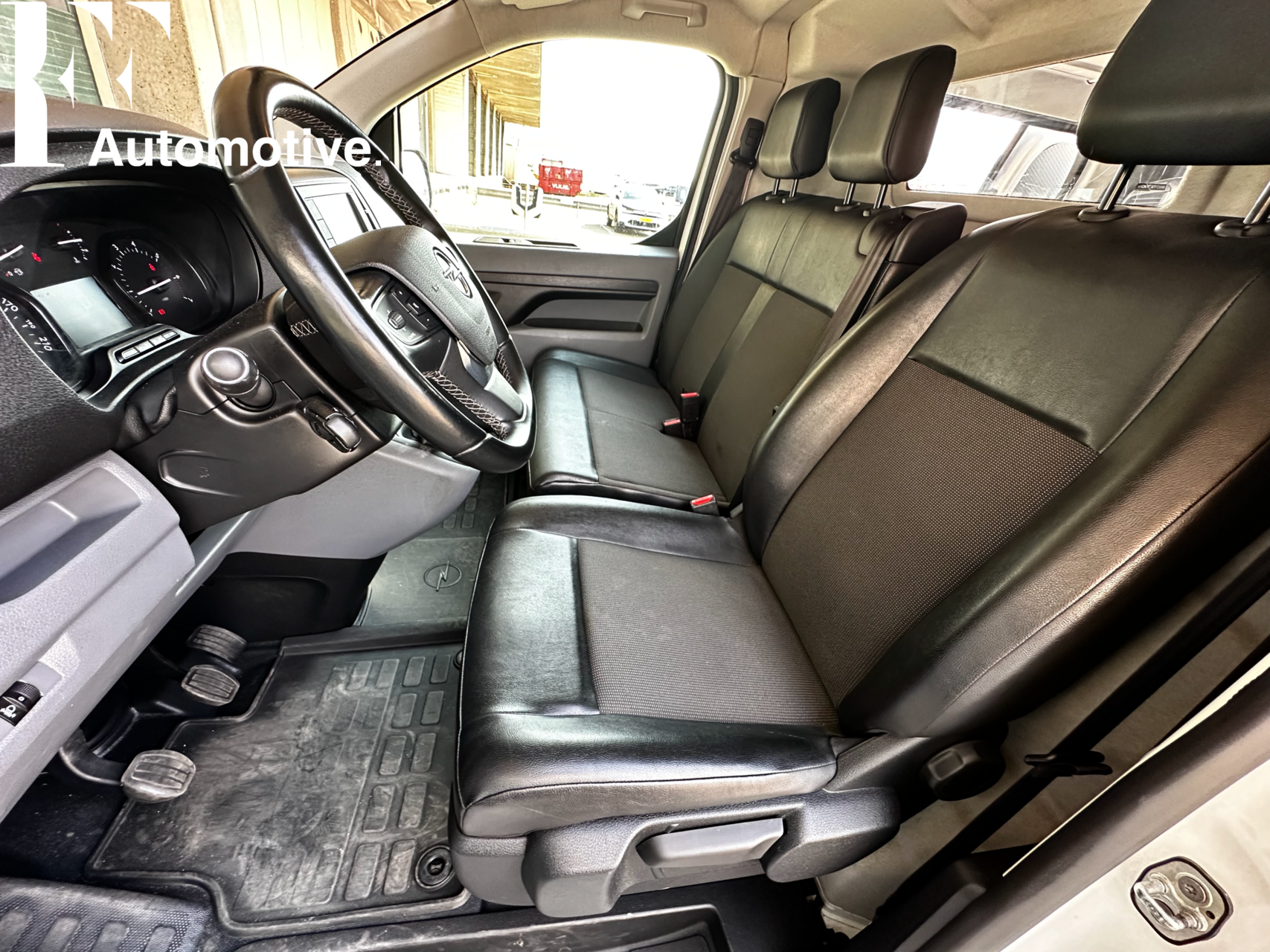 Foto van Opel Vivaro