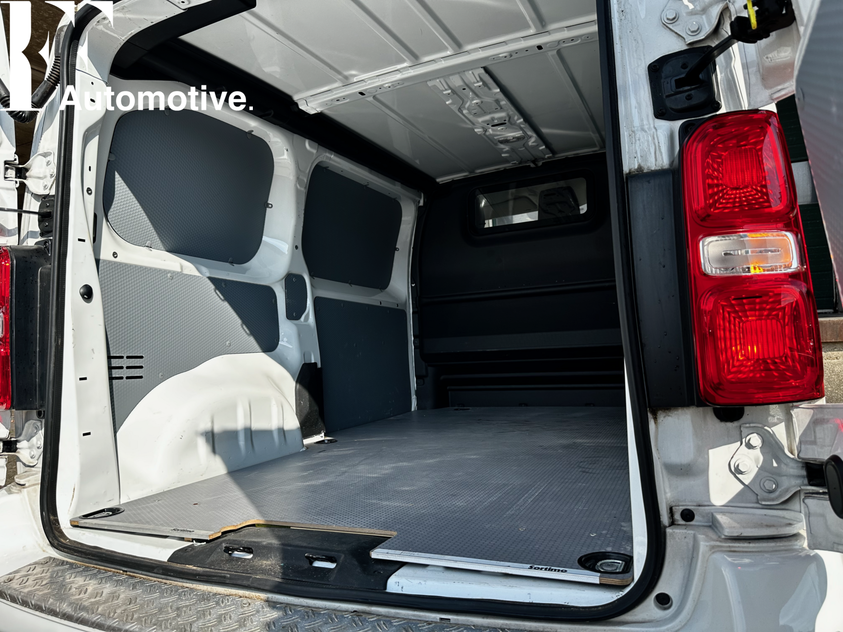 Foto van Opel Vivaro