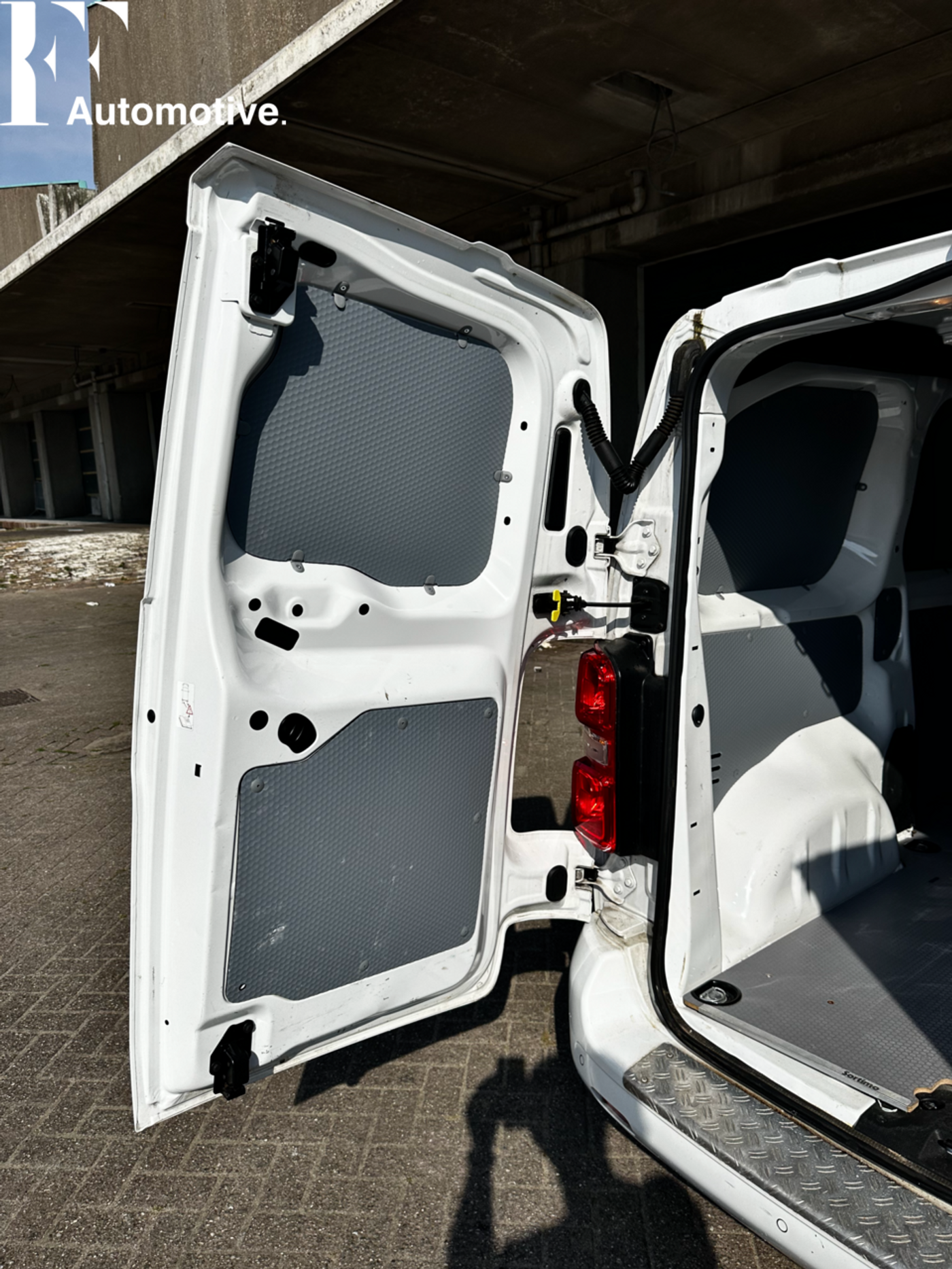 Foto van Opel Vivaro