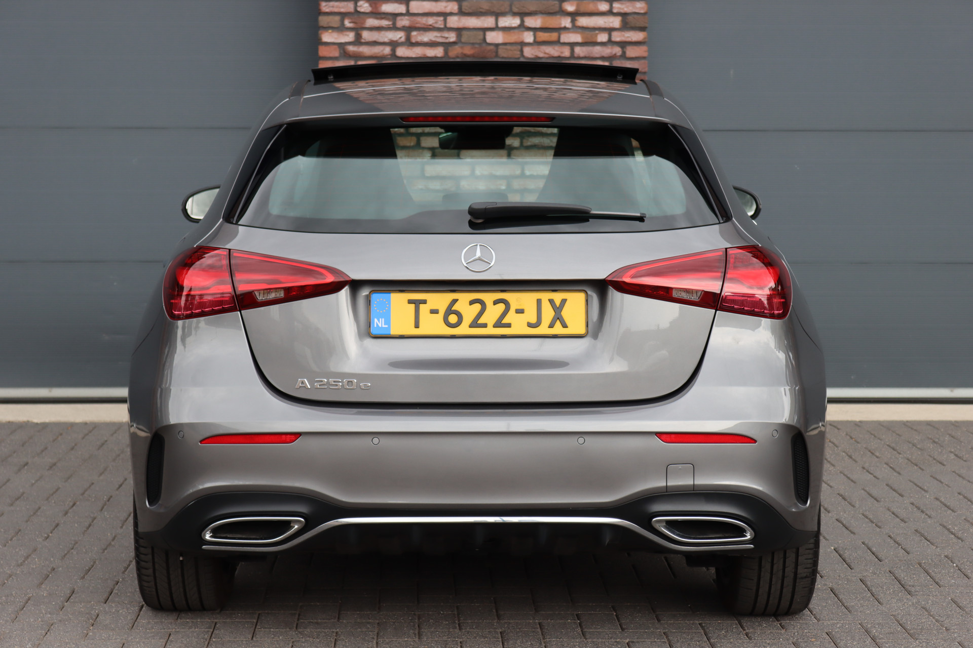 Foto van Mercedes-Benz A 250 E