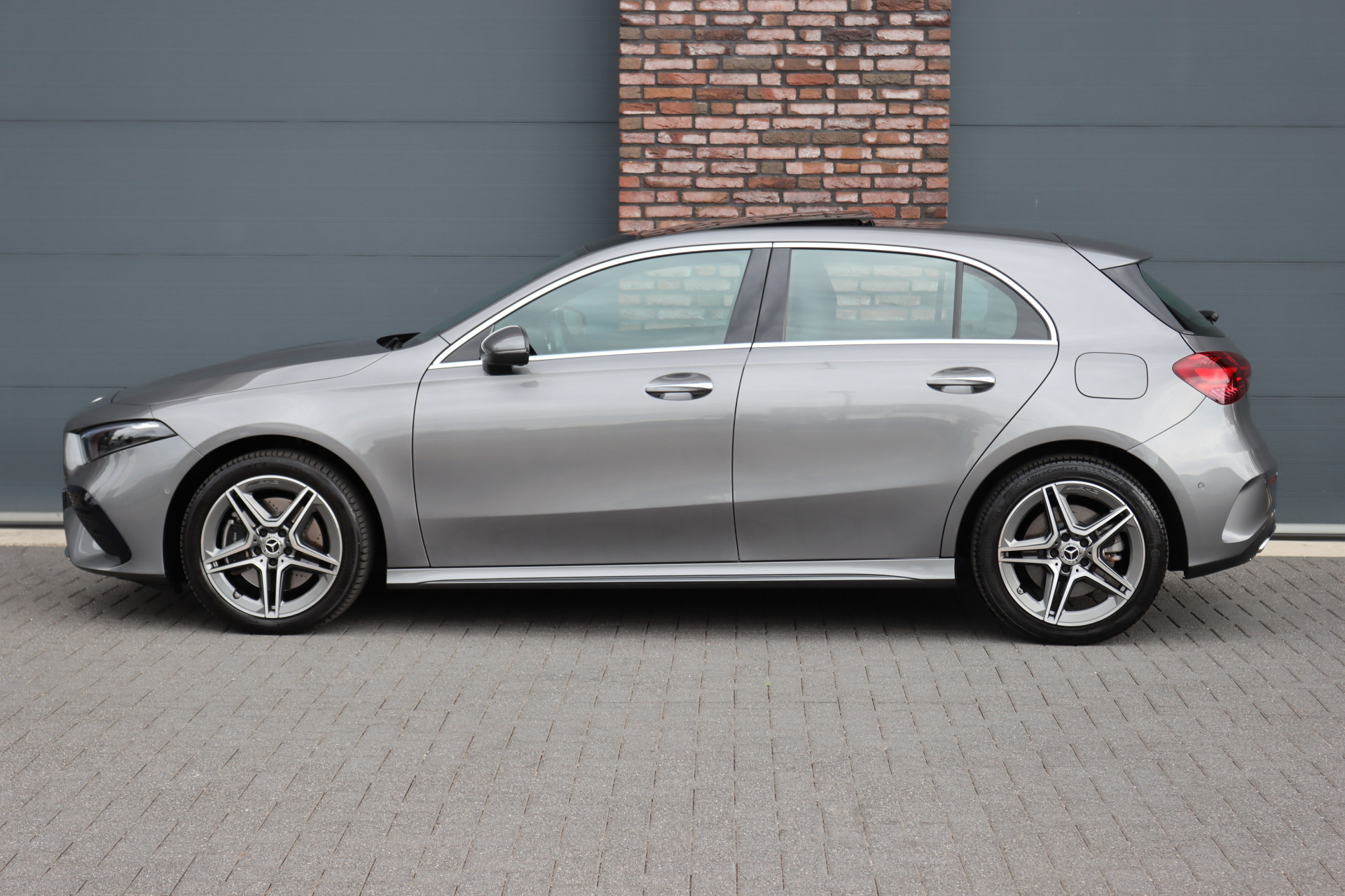 Foto van Mercedes-Benz A 250 E