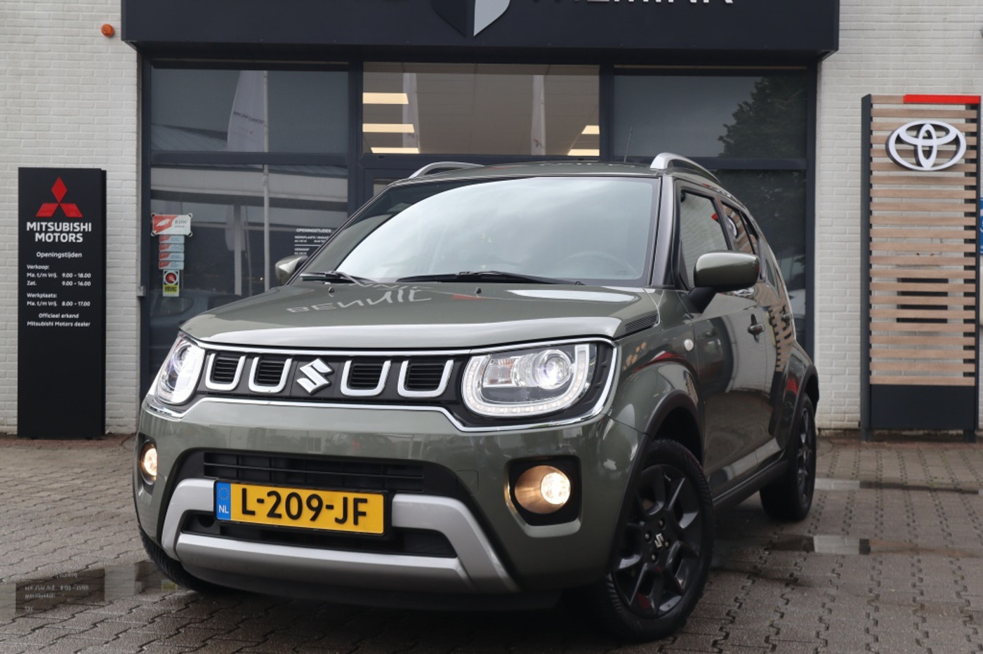 Suzuki Ignis 1.2 Hybrid Select Carplay | AllSeasons 2021 - voorkant