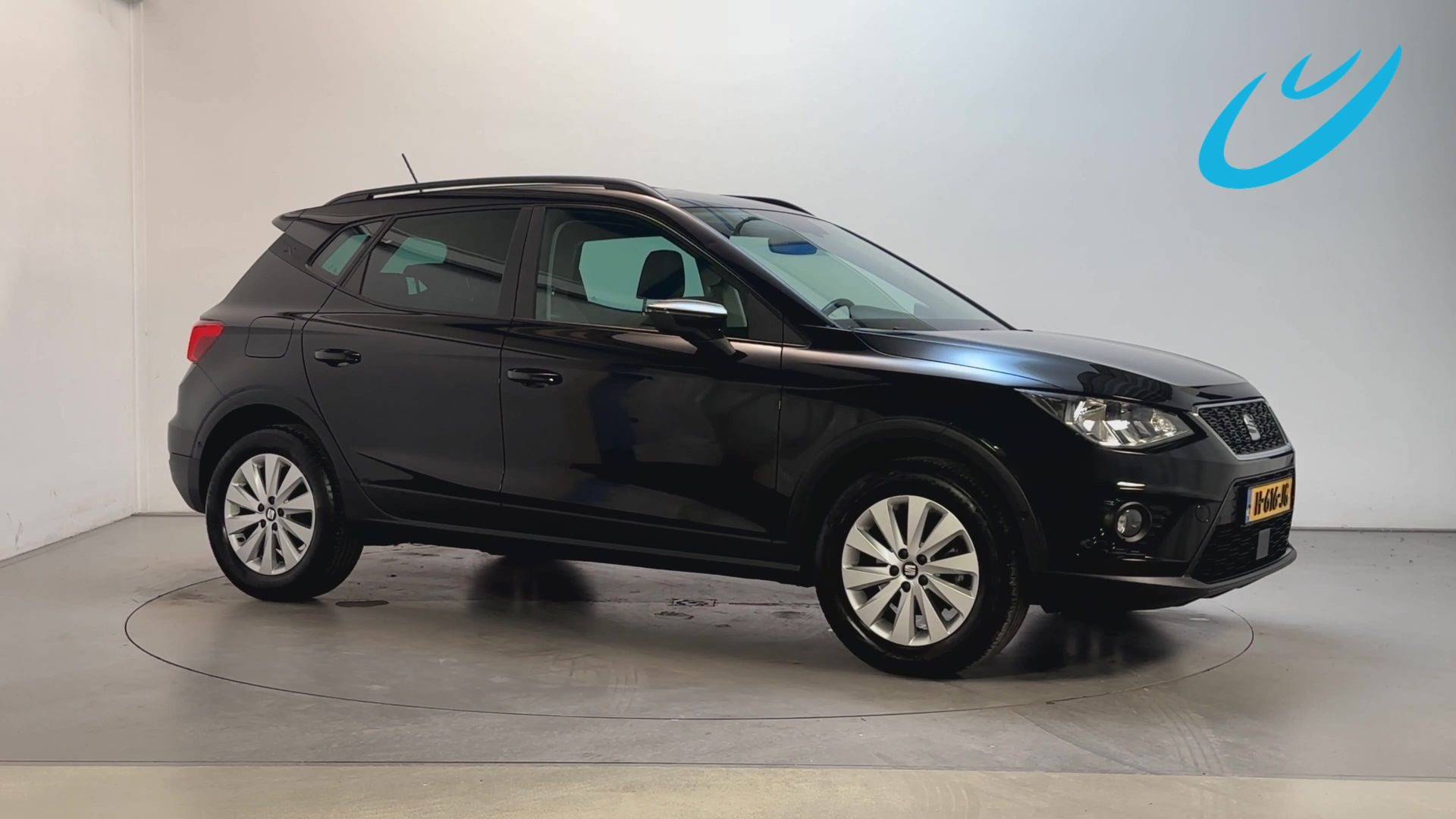 Seat Arona 1.0 TSI Style Business Intense Alcantara Stoelverwarming Camera Adaptive Cruise Navigatie 2020 - voorkant