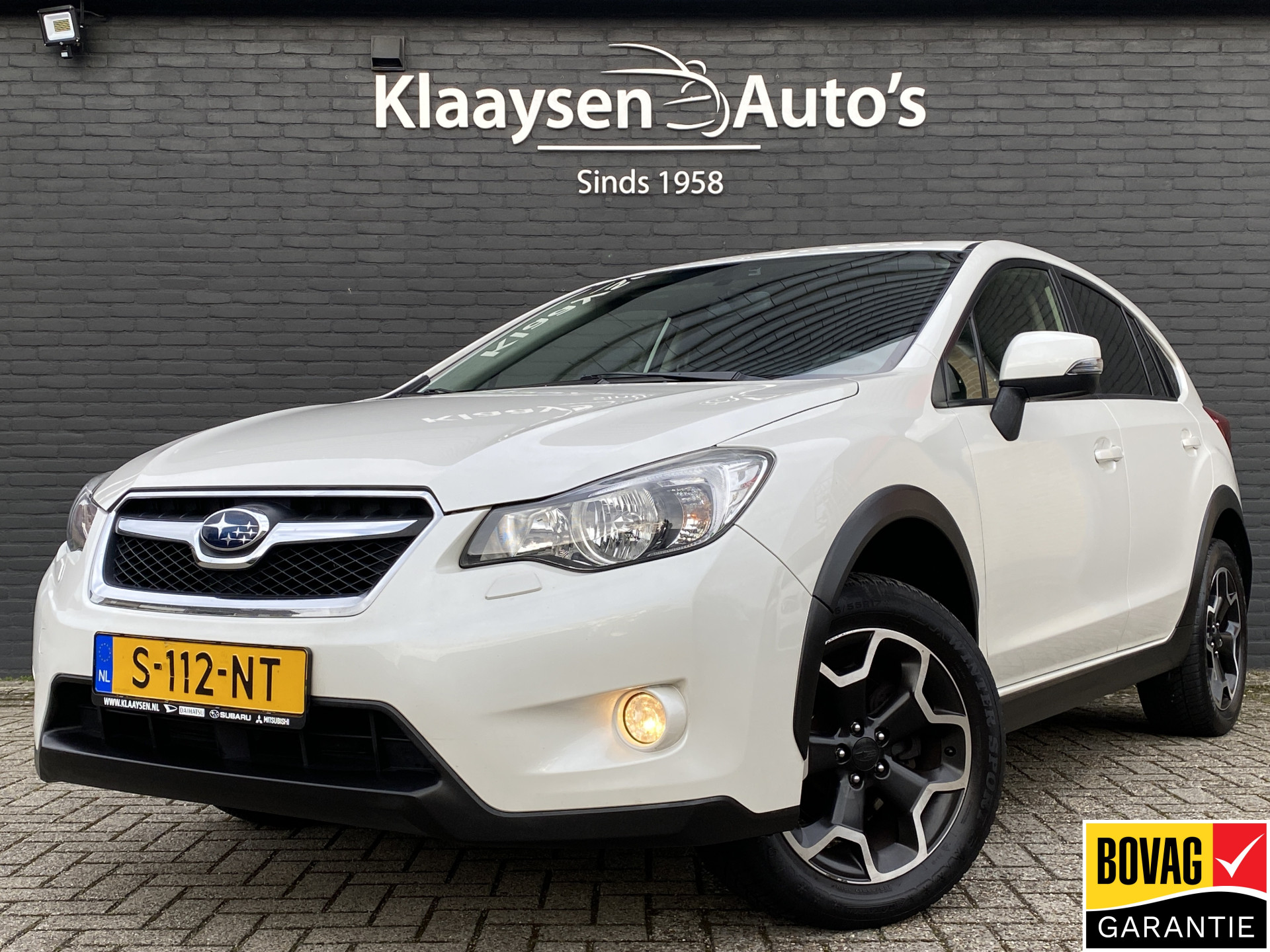 Subaru Subaru XV 2.0i Premium AWD 150 pk AUT. | dealer onderhouden | navigatie | leer | schuif-/kanteldak | cruise control | camera 2015 - voorkant