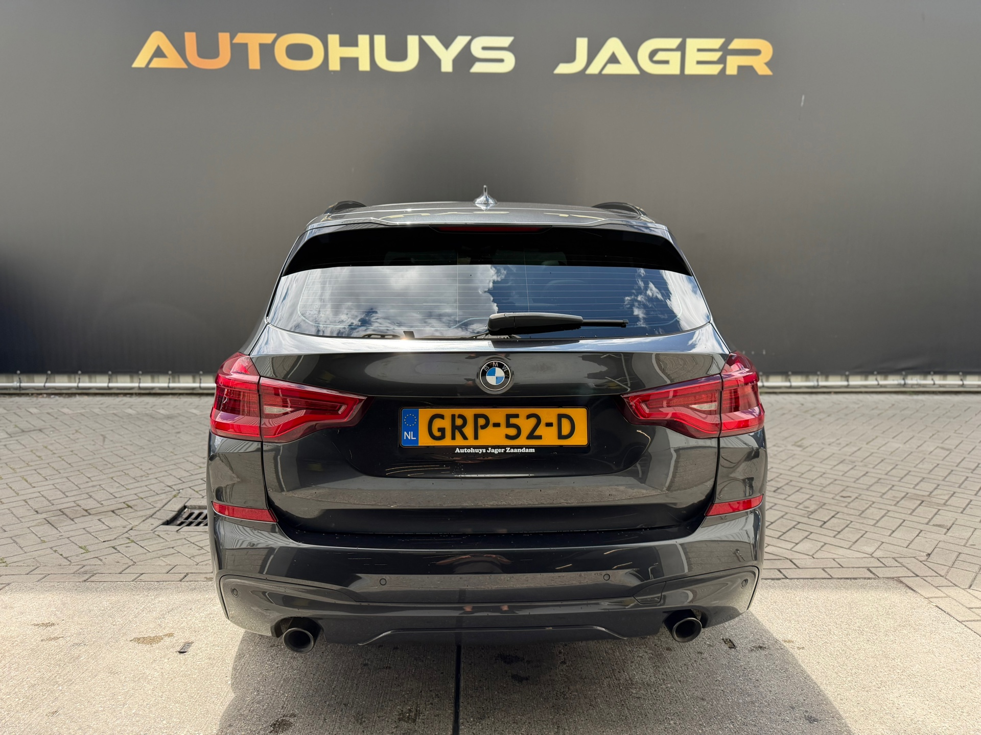 Foto van BMW X3 Xdrive30e