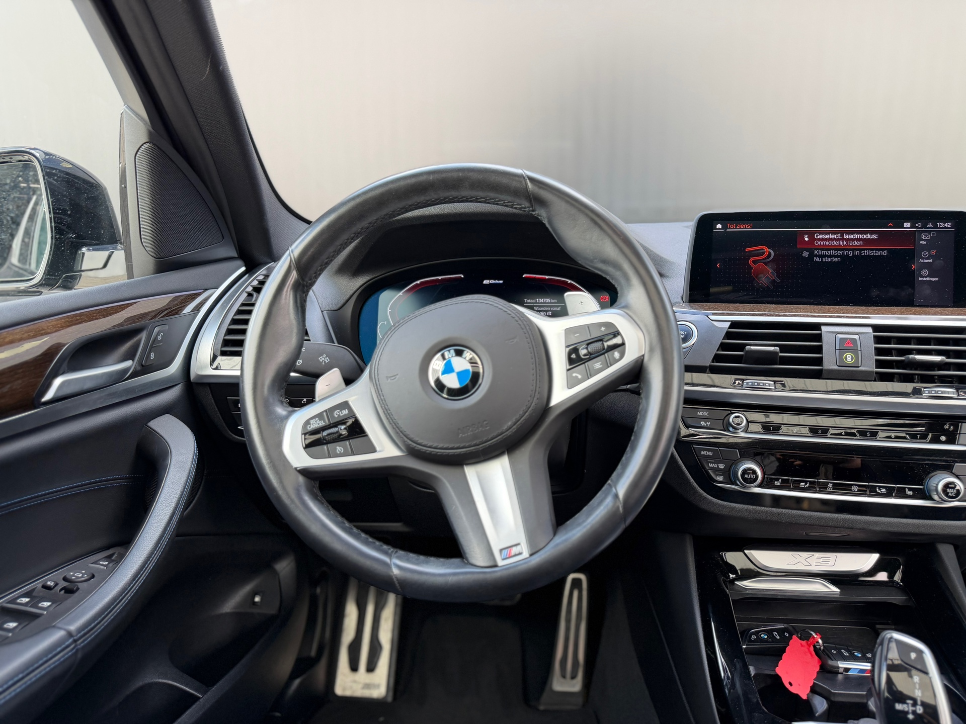 Foto van BMW X3 Xdrive30e
