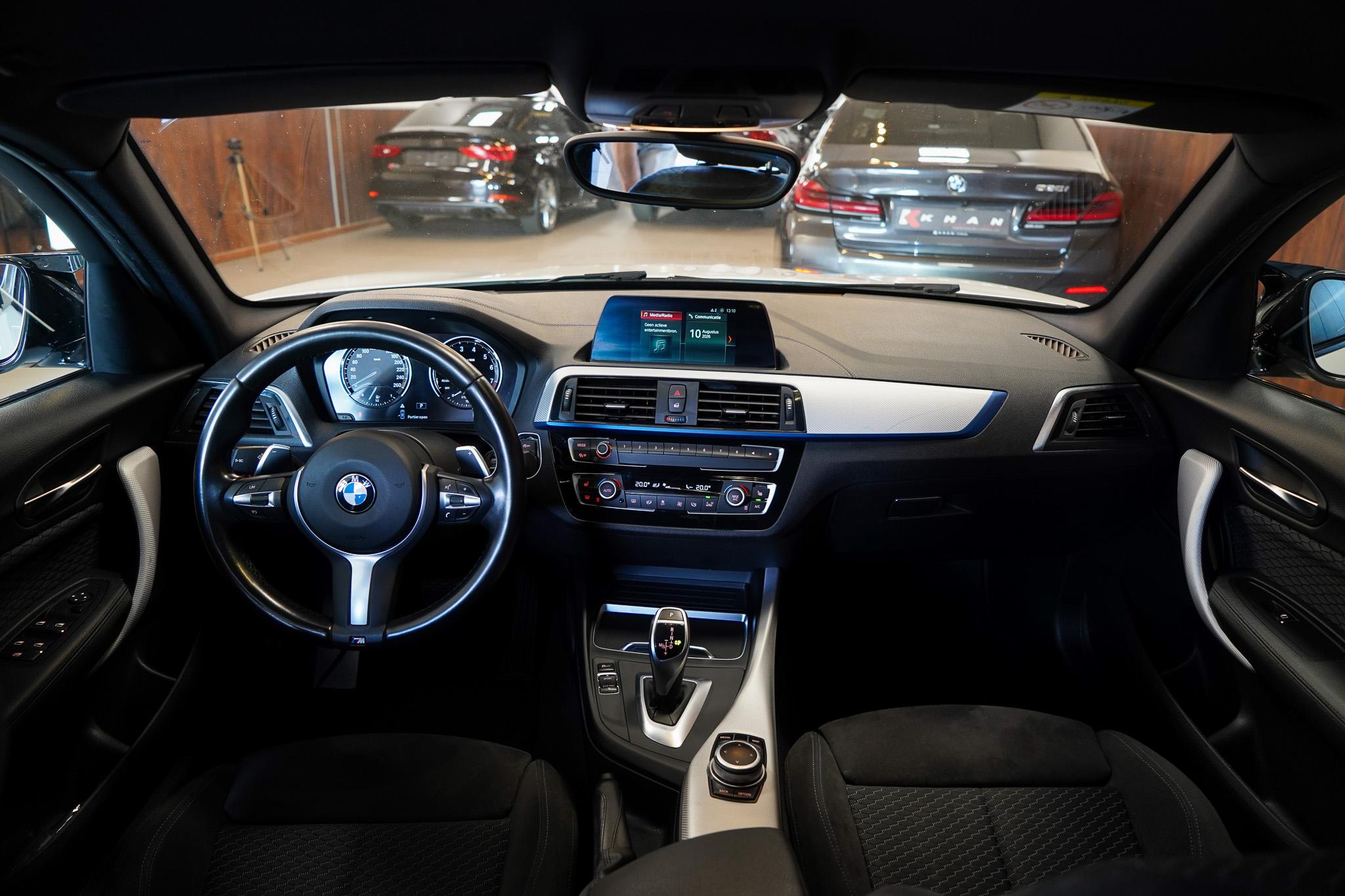 Foto van BMW M140i