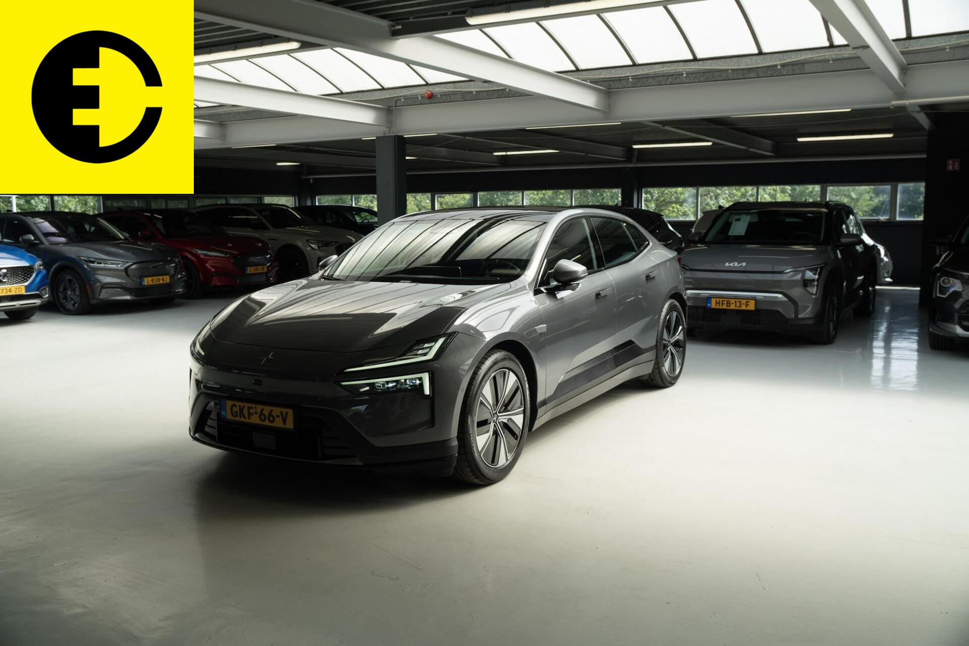 Foto van Polestar Polestar 4