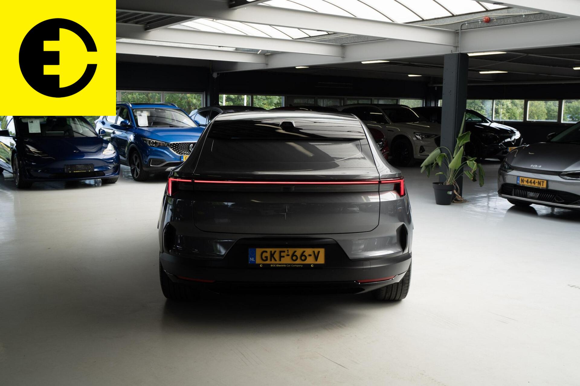 Foto van Polestar Polestar 4