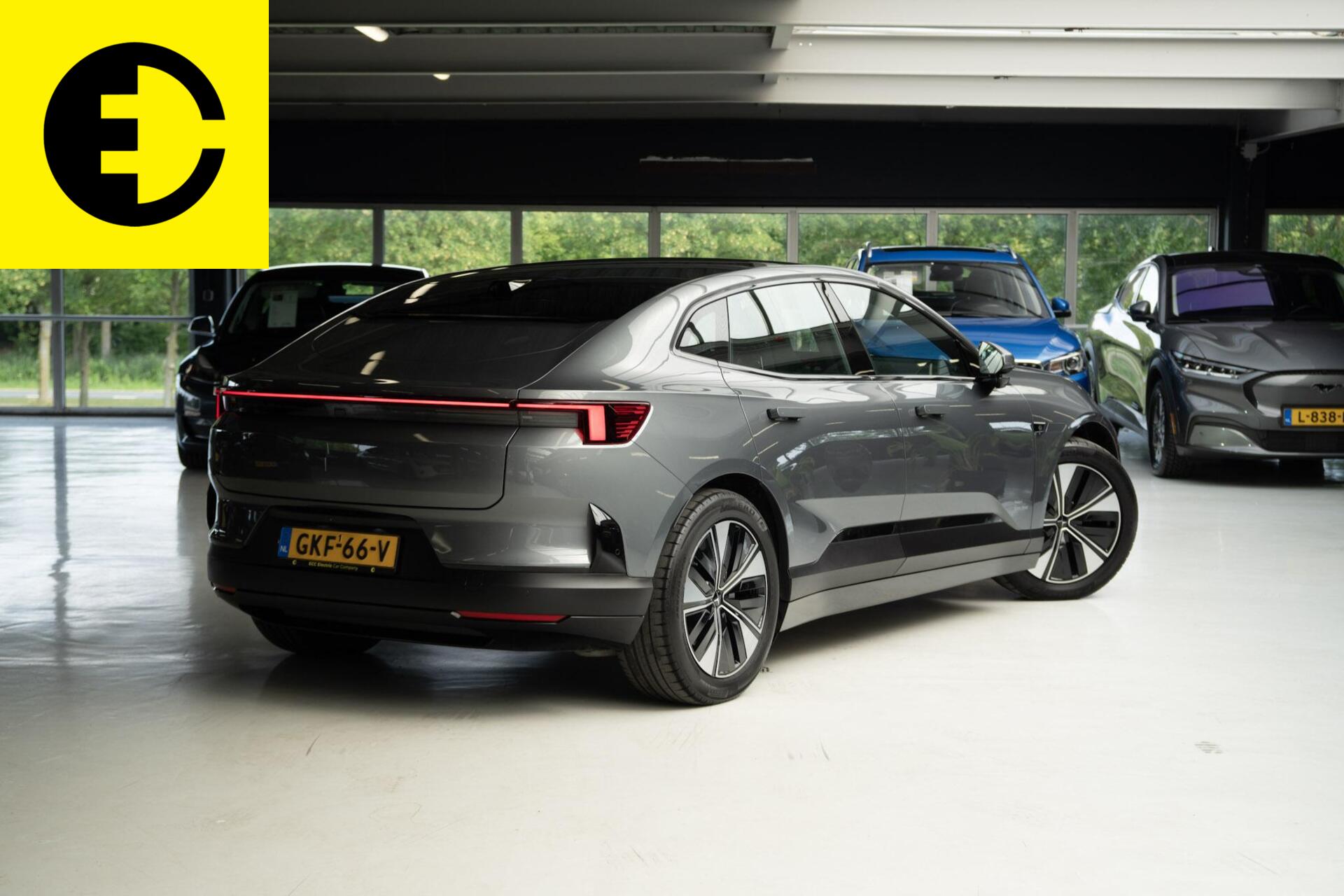 Foto van Polestar Polestar 4