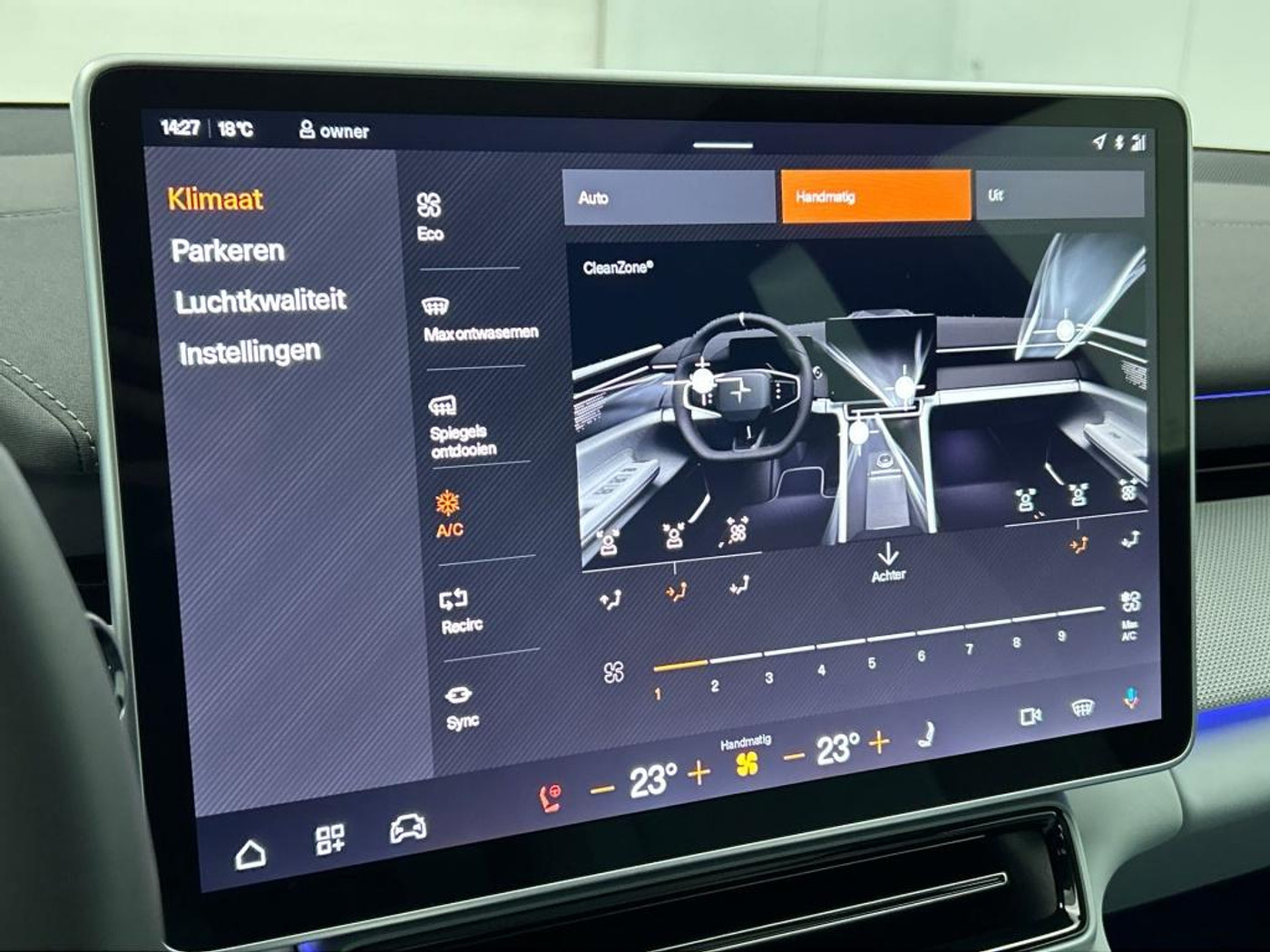 Foto van Polestar Polestar 4