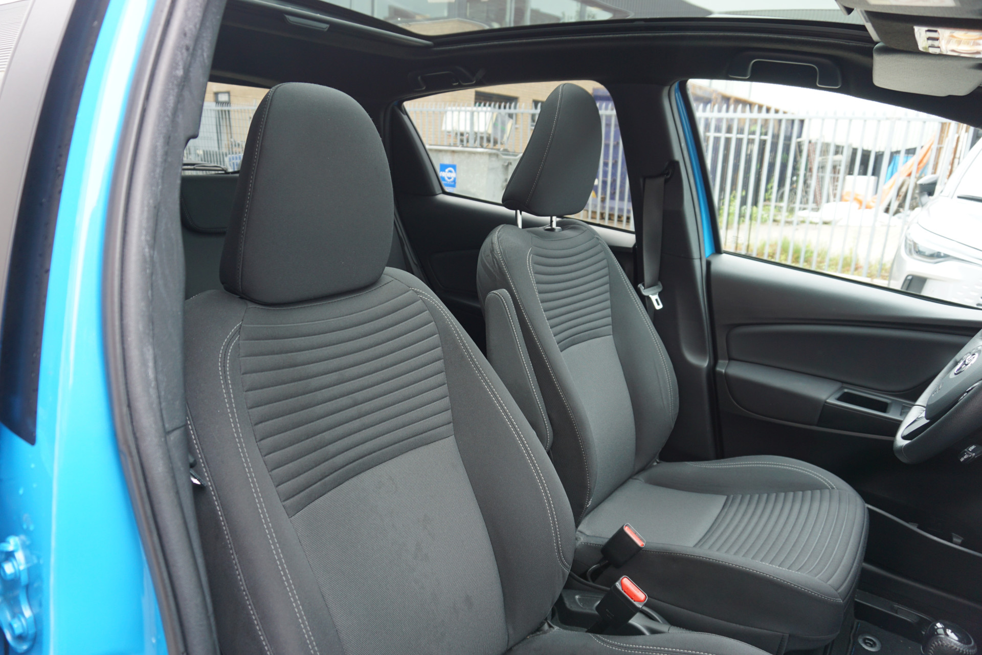 Foto van Toyota Toyota Yaris Hybrid