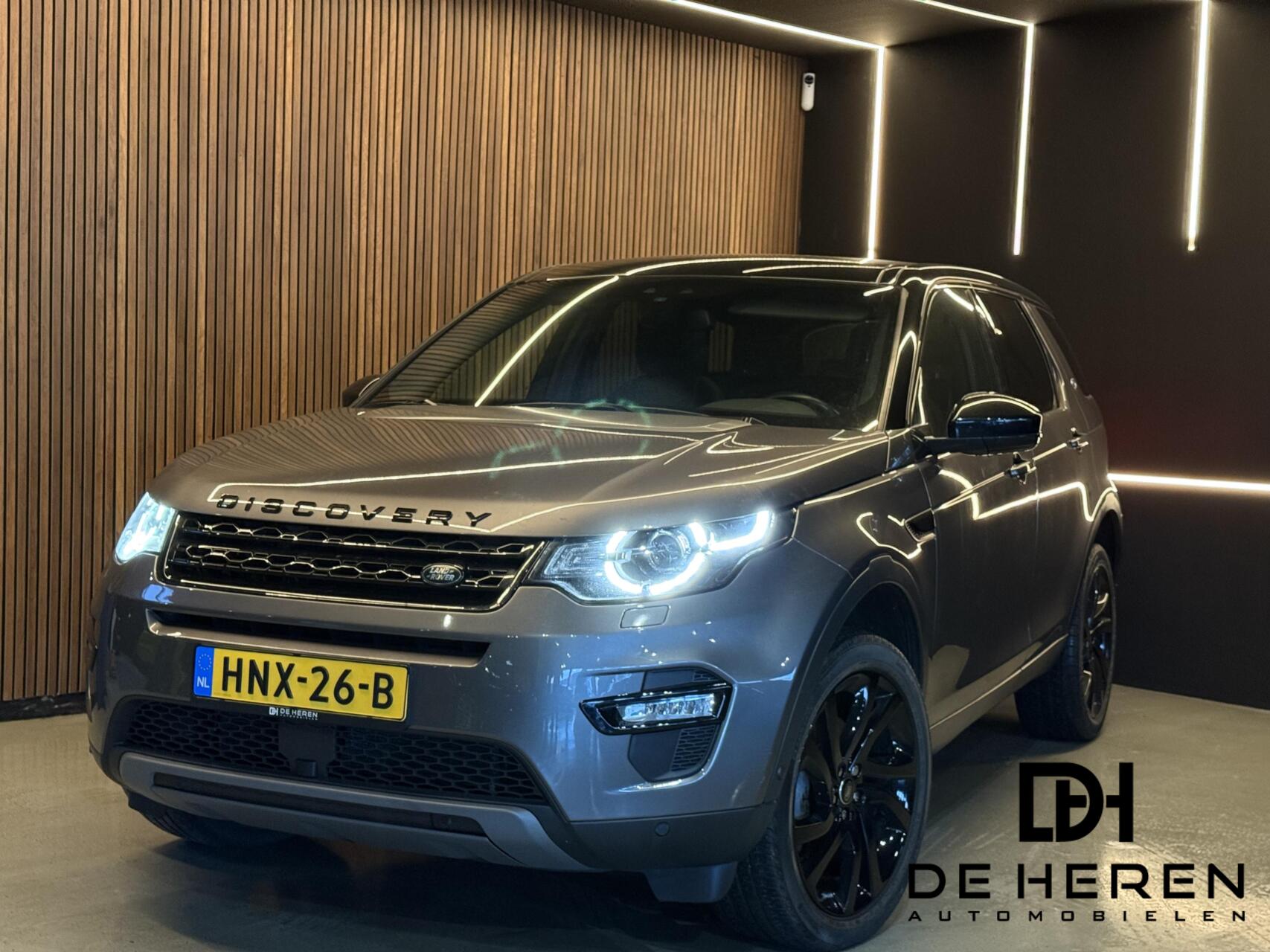 Land Rover Discovery Sport 2.0 Si4 SE Dynamic INCL12MND GRNT 2018 - voorkant