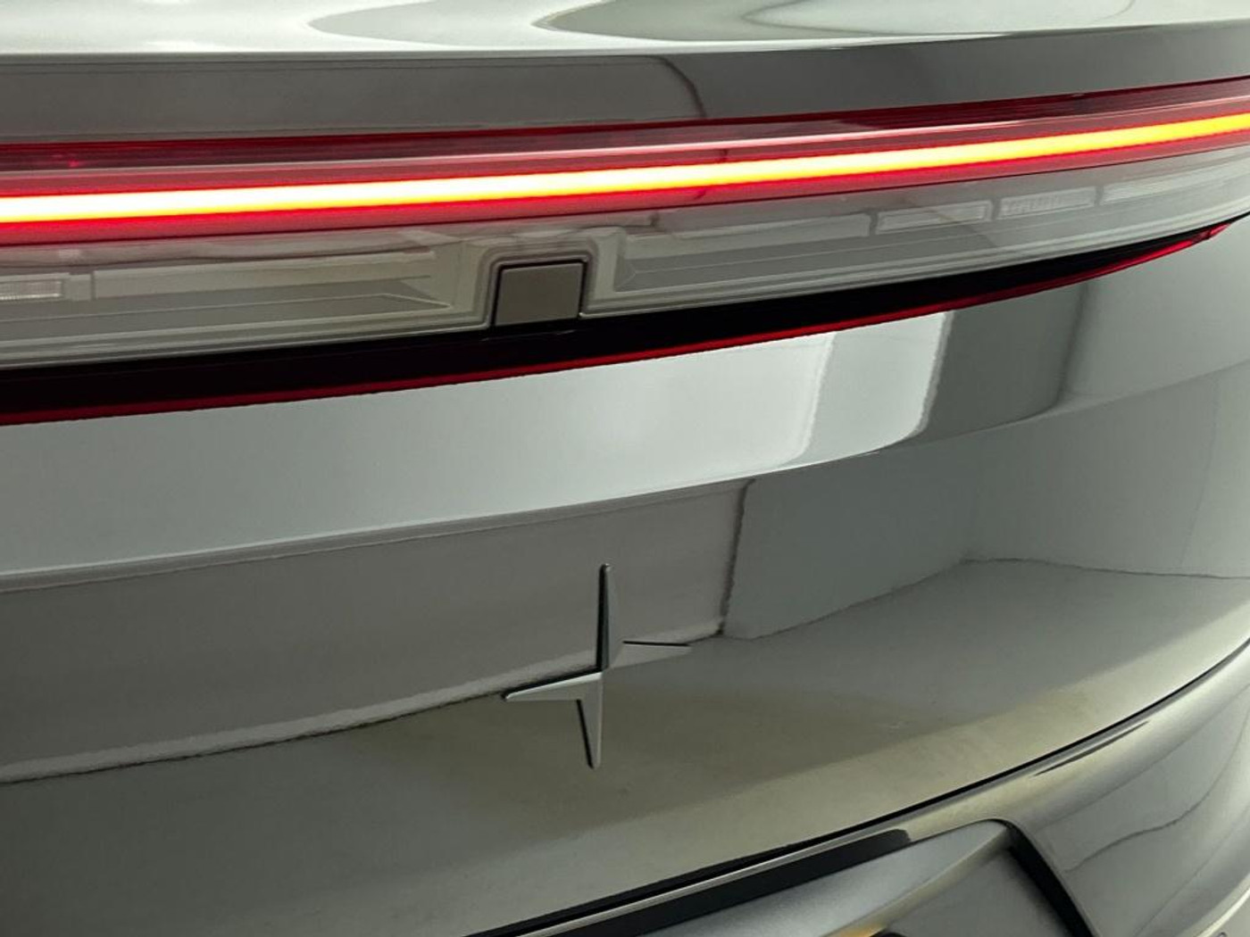 Foto van Polestar 4