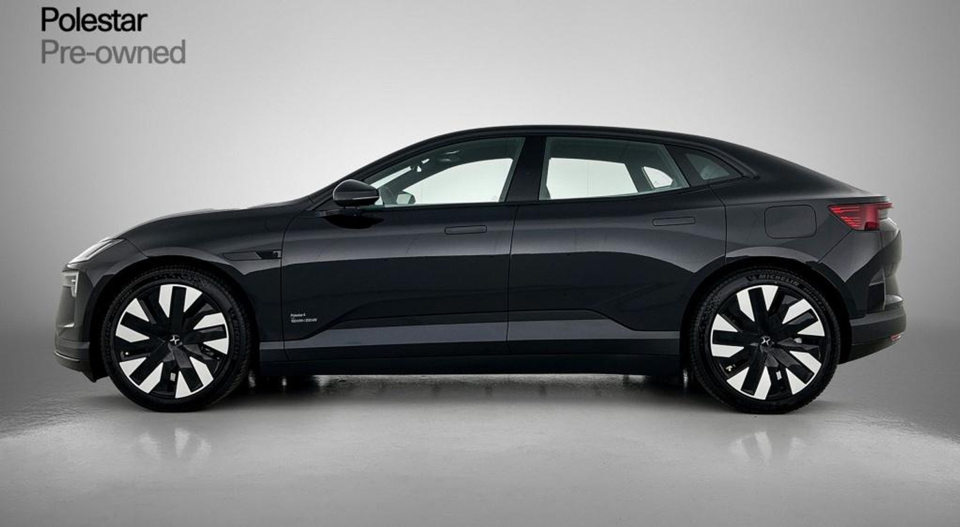 Foto van Polestar 4
