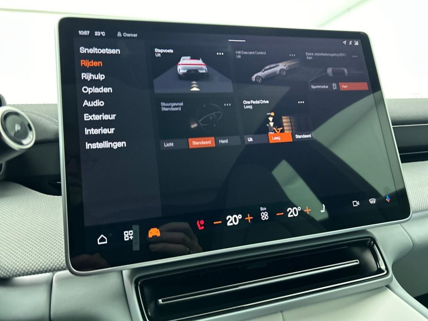 Foto van Polestar 4