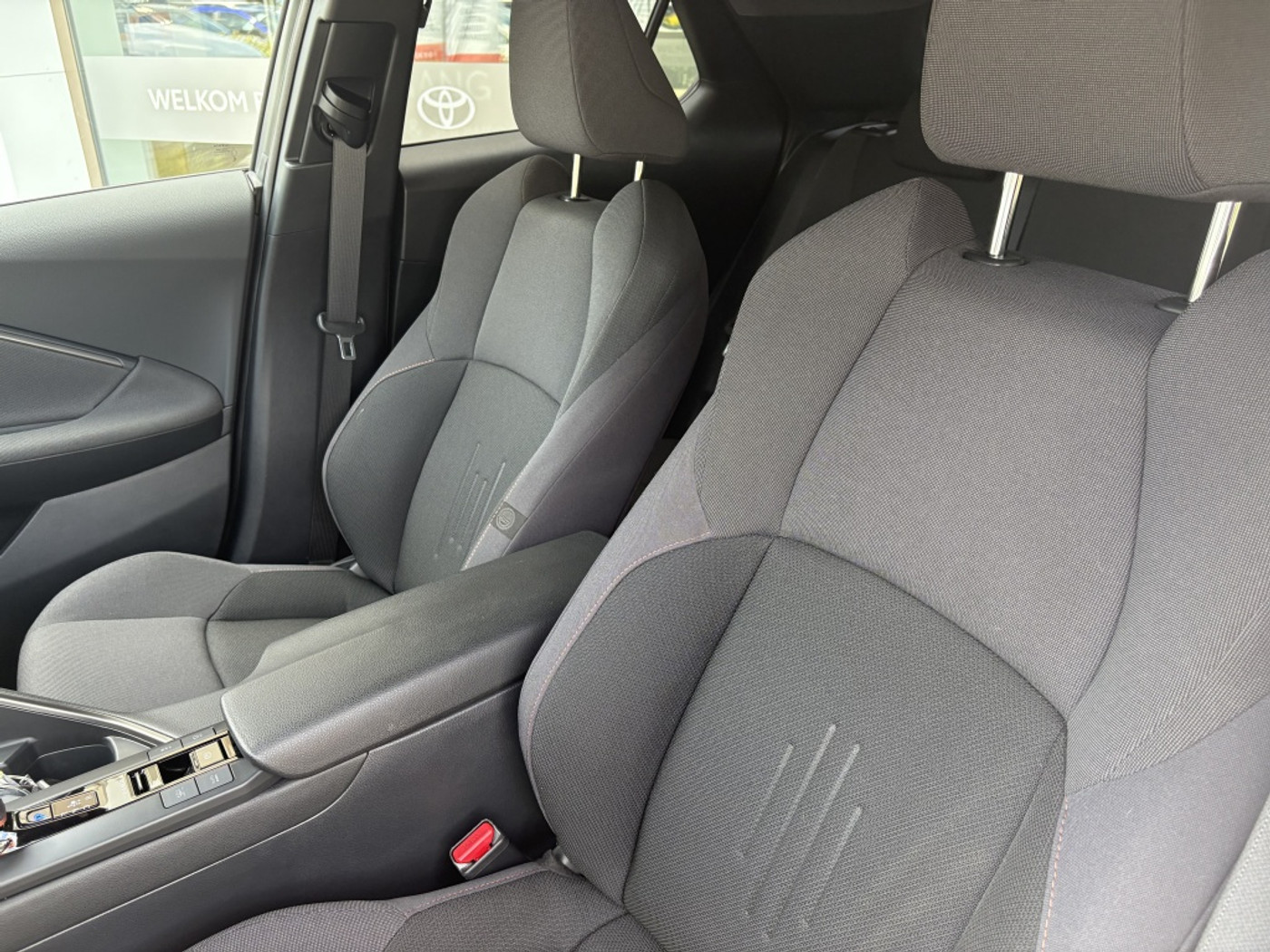 Foto van Toyota Toyota C-hr