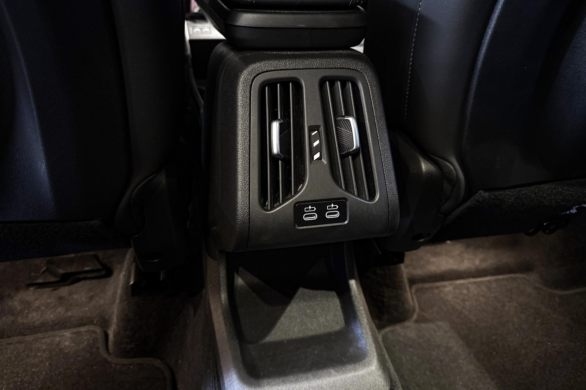 Foto van BMW 220i Active Tourer
