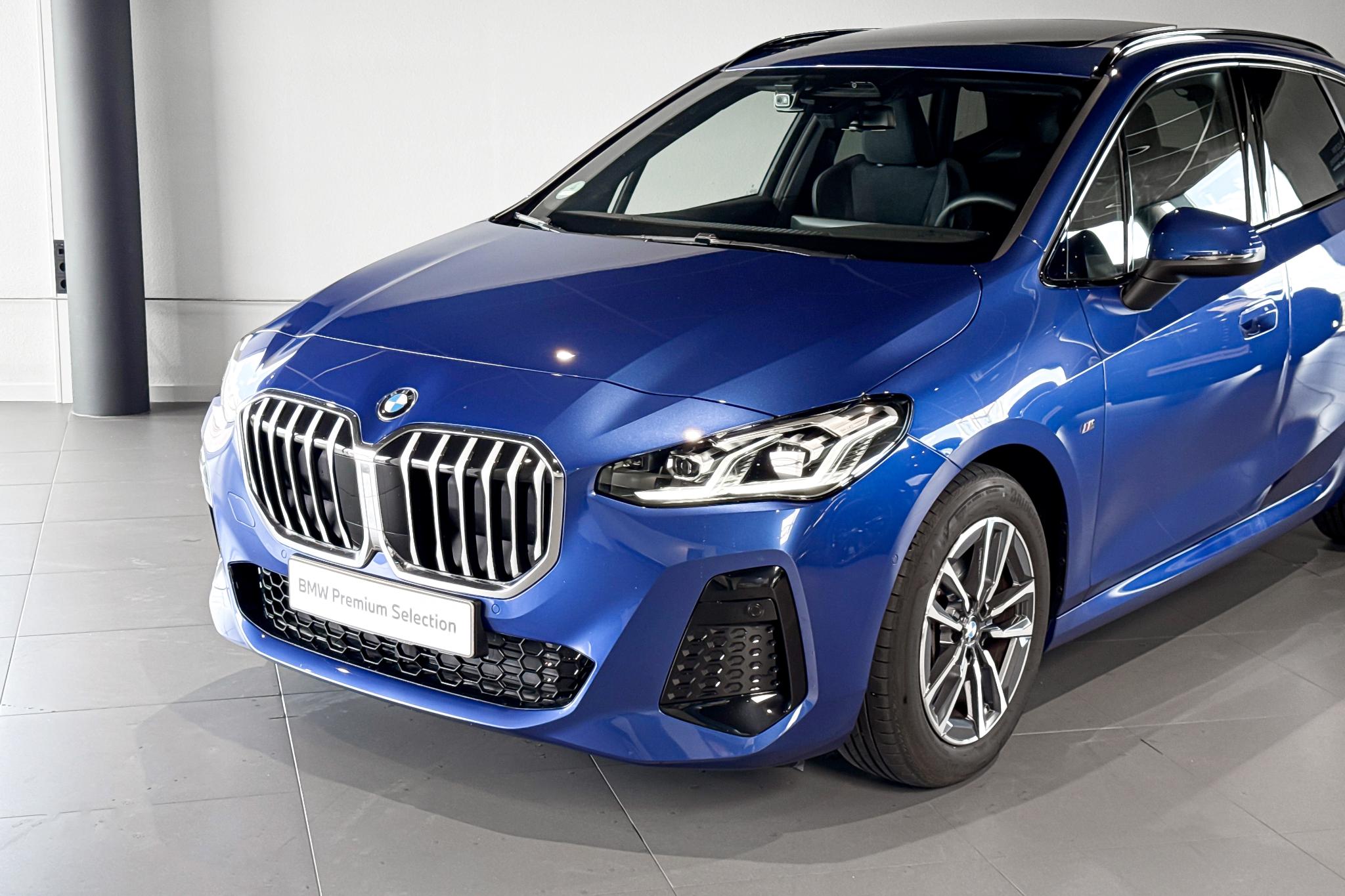 Foto van BMW 220i Active Tourer