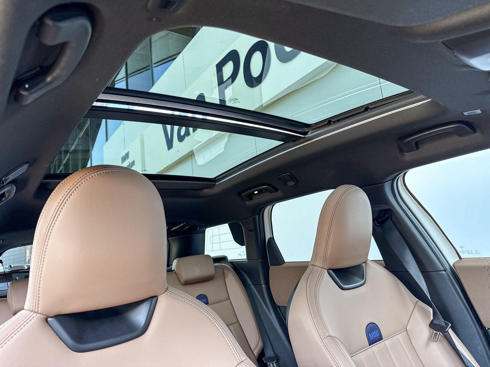 Foto van Mini Countryman E