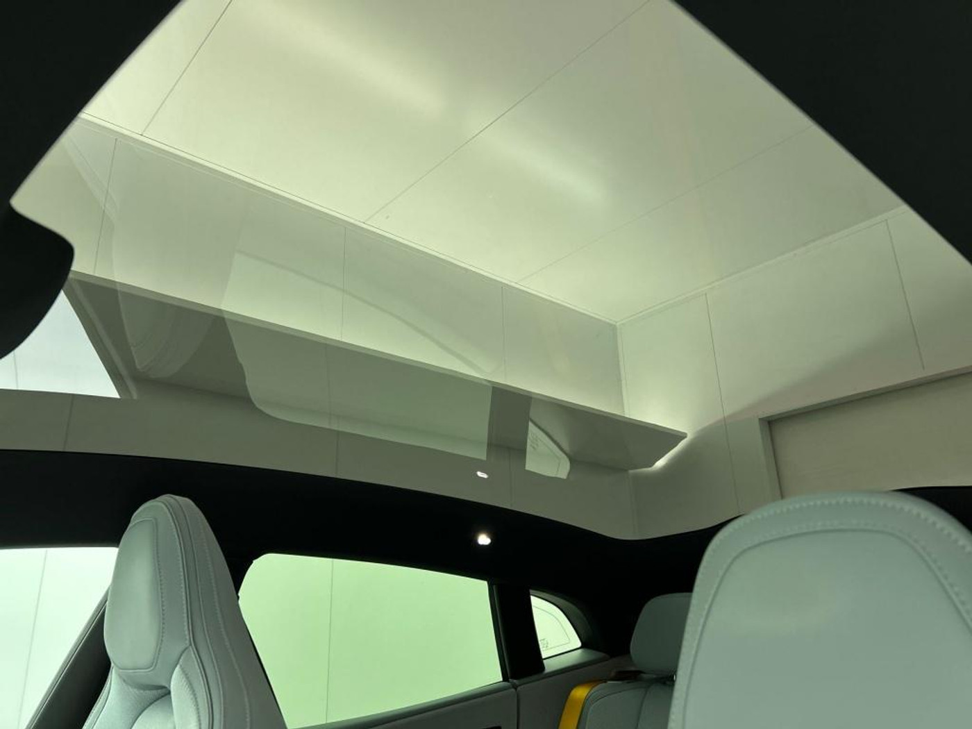 Foto van Polestar 4