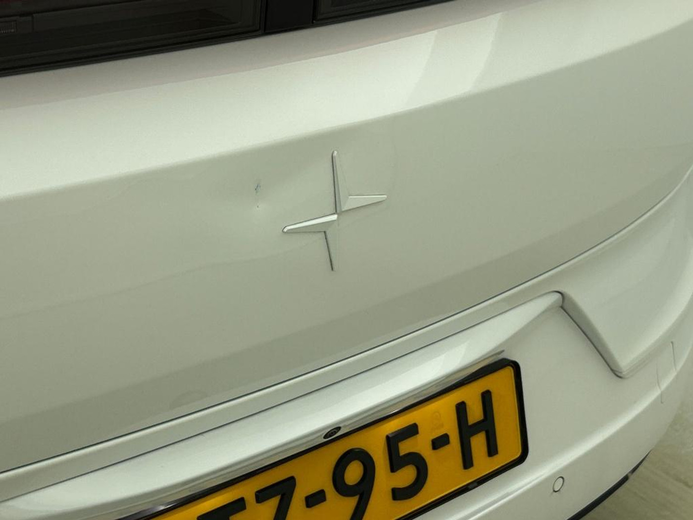 Foto van Polestar 4