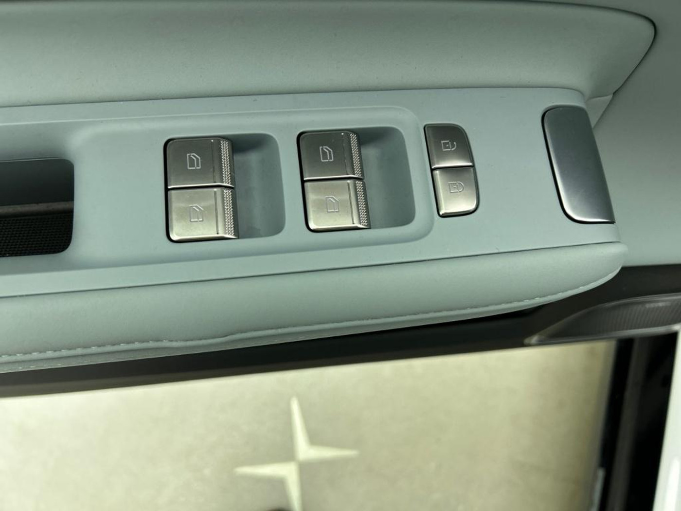 Foto van Polestar 4