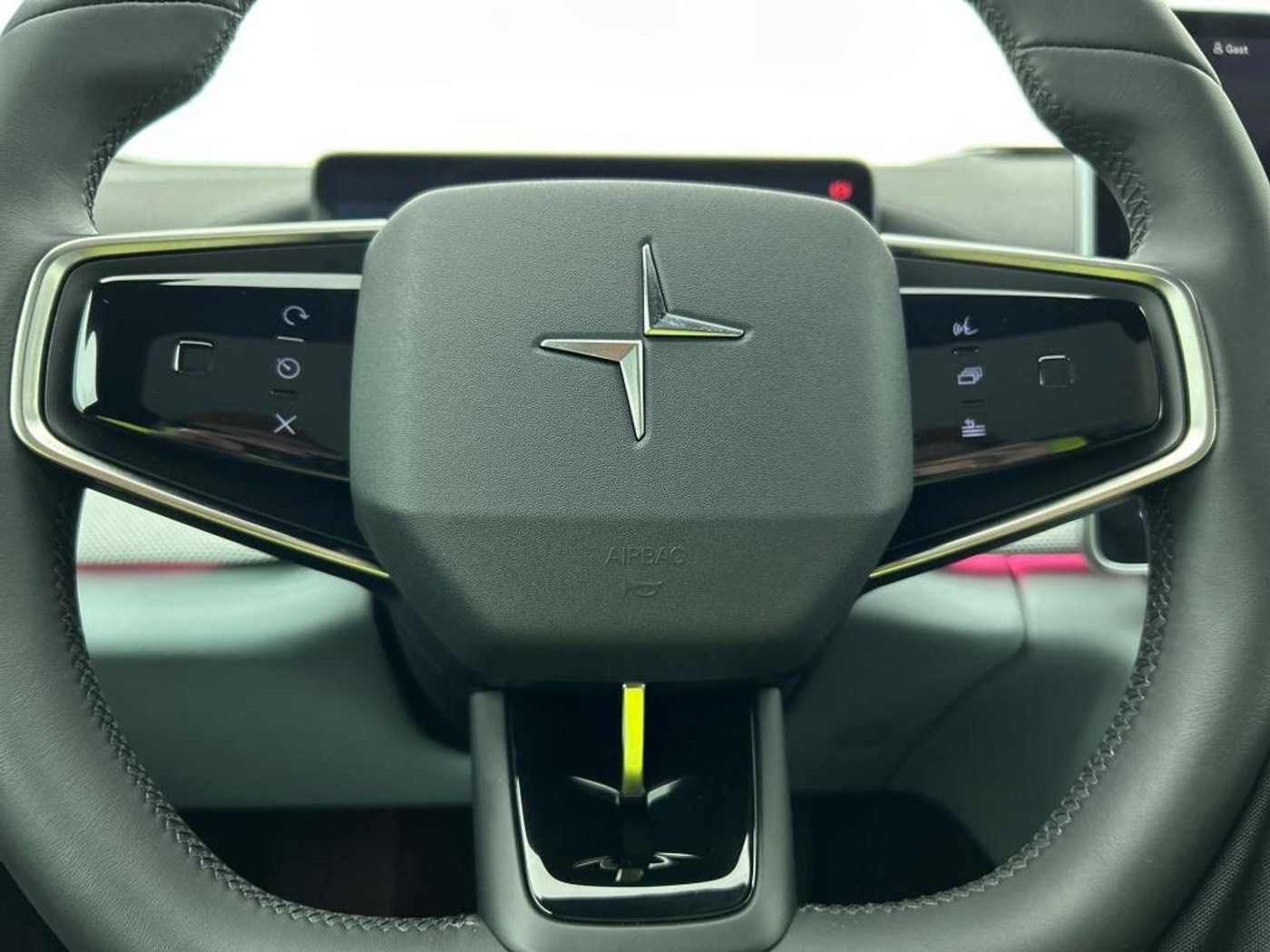 Foto van Polestar 4