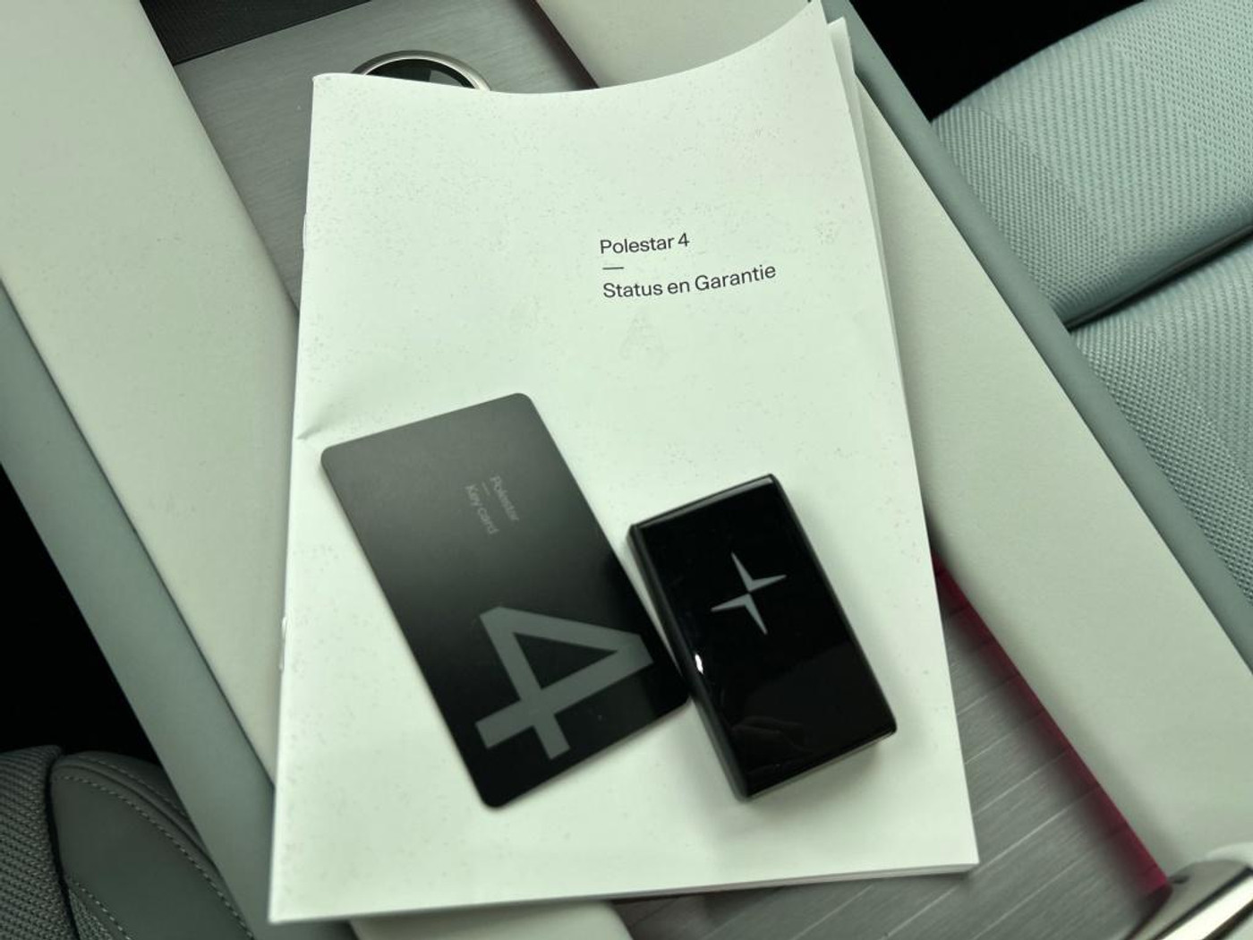 Foto van Polestar 4