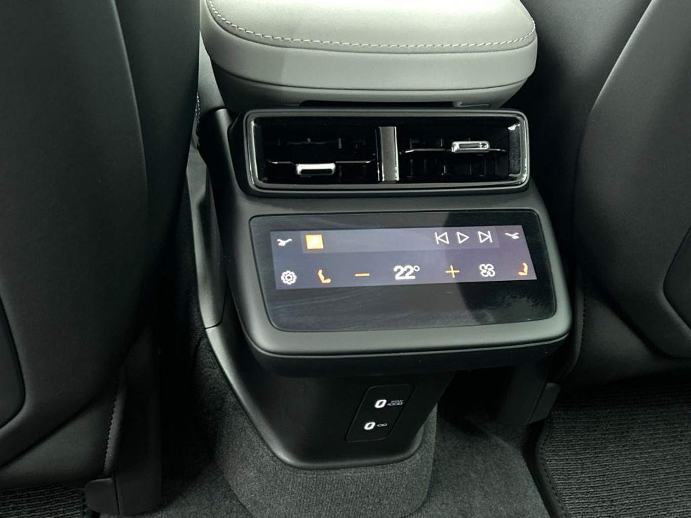 Foto van Polestar Polestar 4