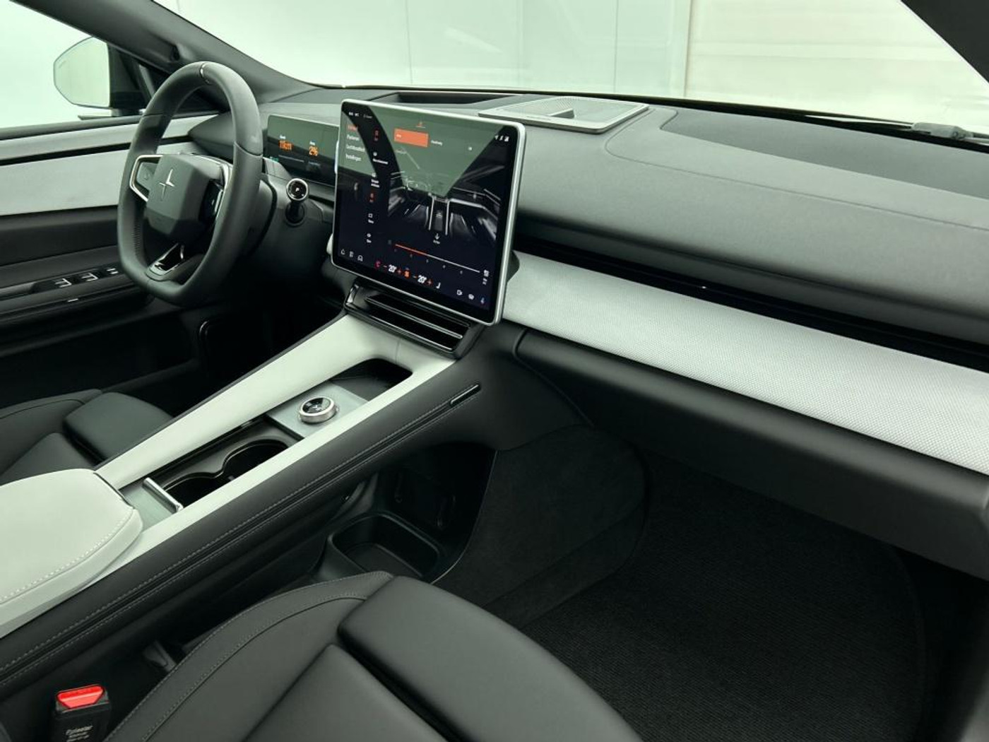 Foto van Polestar Polestar 4