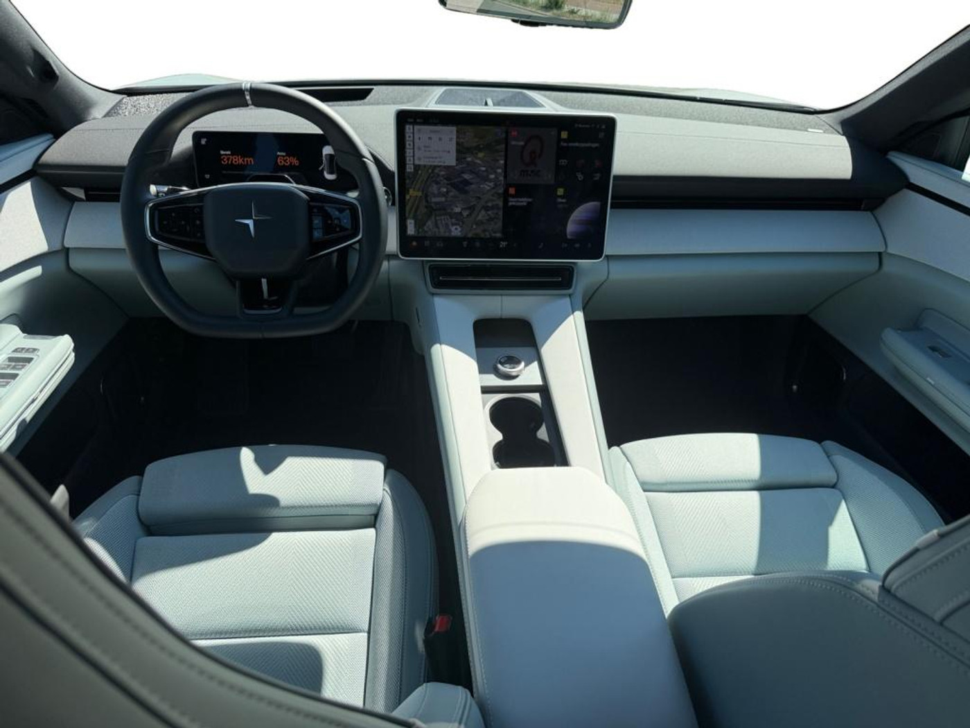 Foto van Polestar Polestar 4