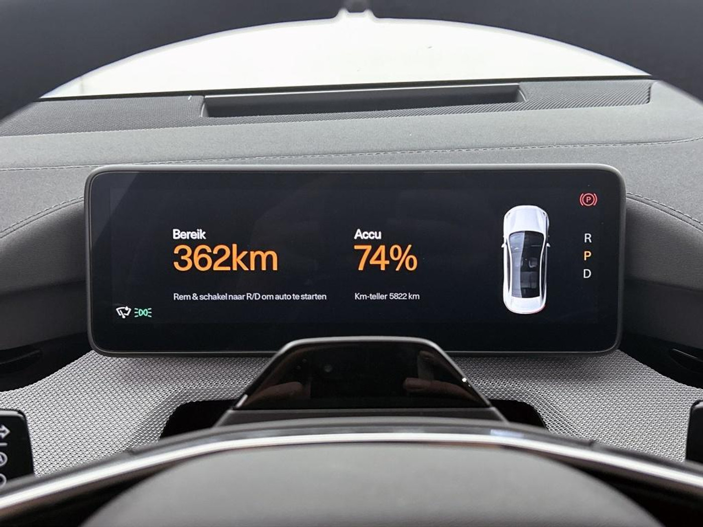 Foto van Polestar Polestar 4